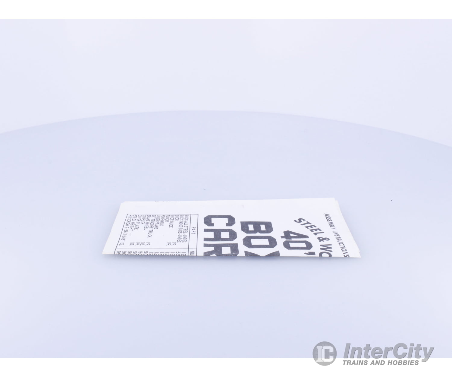 Athearn 1207 HO 40’ Box Car Kit Illinois Central (IC) 30130 Freight Cars