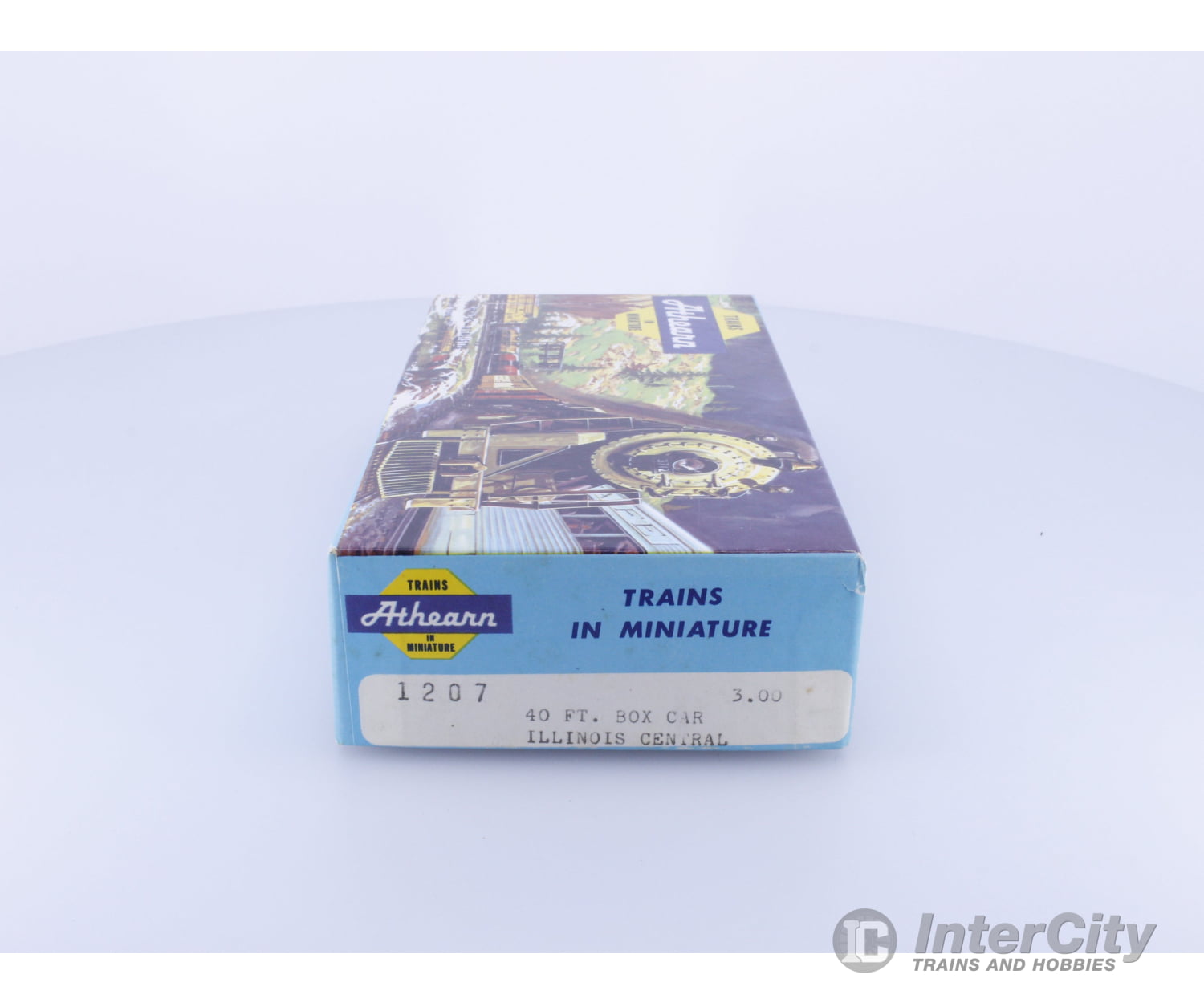 Athearn 1207 HO 40’ Box Car Kit Illinois Central (IC) 30130 Freight Cars