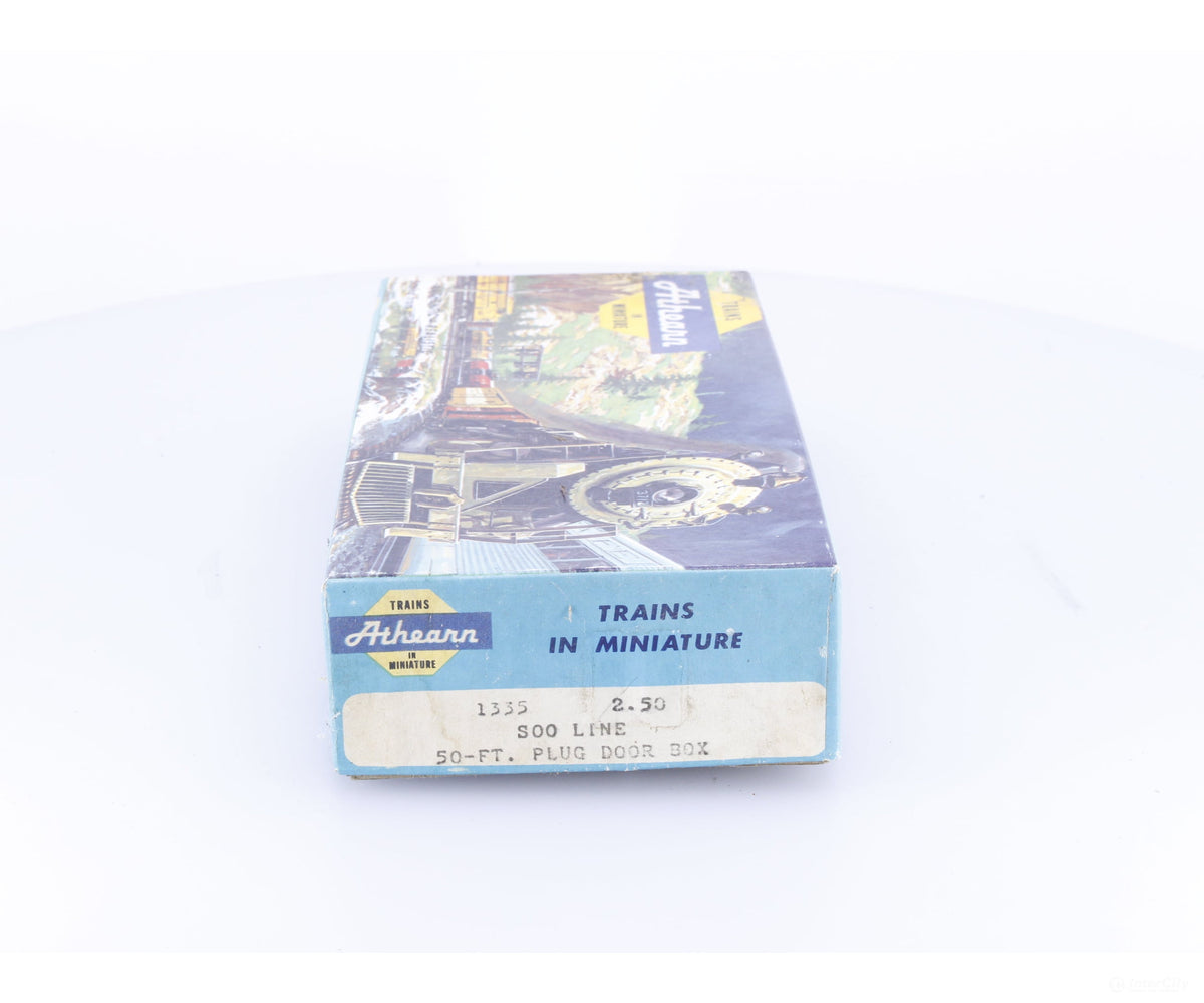 Athearn 1335 HO 50’ Plug Door Boxcar Kit Soo Line (SOO) 177850 - Freight Cars