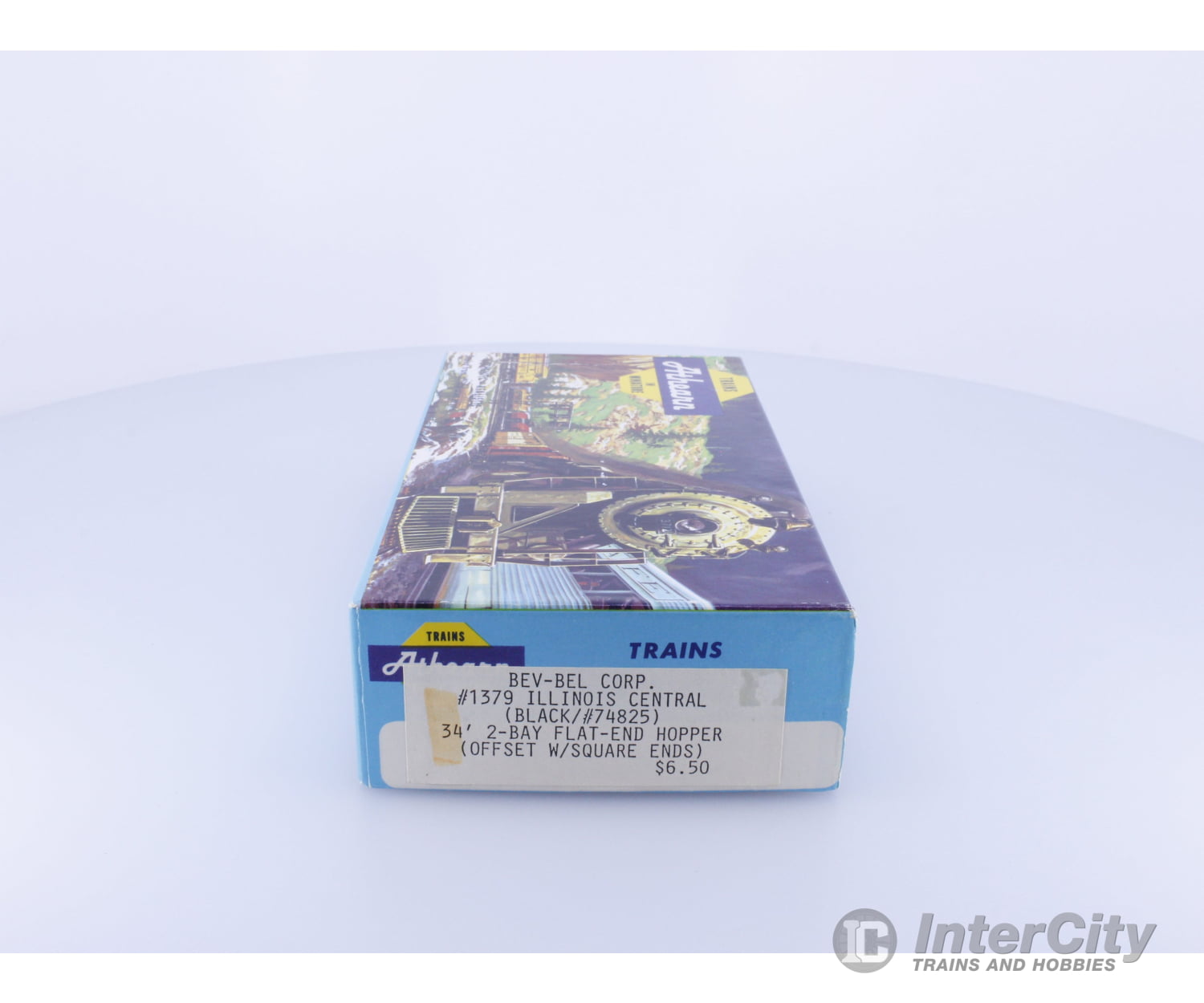 Athearn 1379 HO 34’ 2 Bay Flat-End Hopper Kit Illinois Central (IC) 74825 Freight Cars