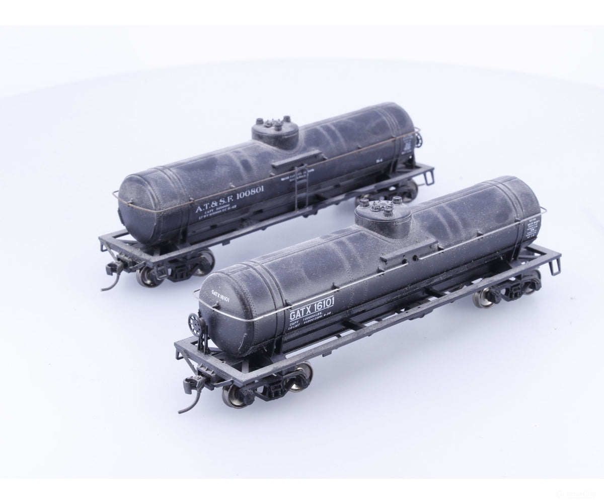 Athearn 1583 HO 2 x Tank Cars ATSF & GATX Atchison Topeka and Santa Fe (ATSF) 100801/16101 - Freight Cars