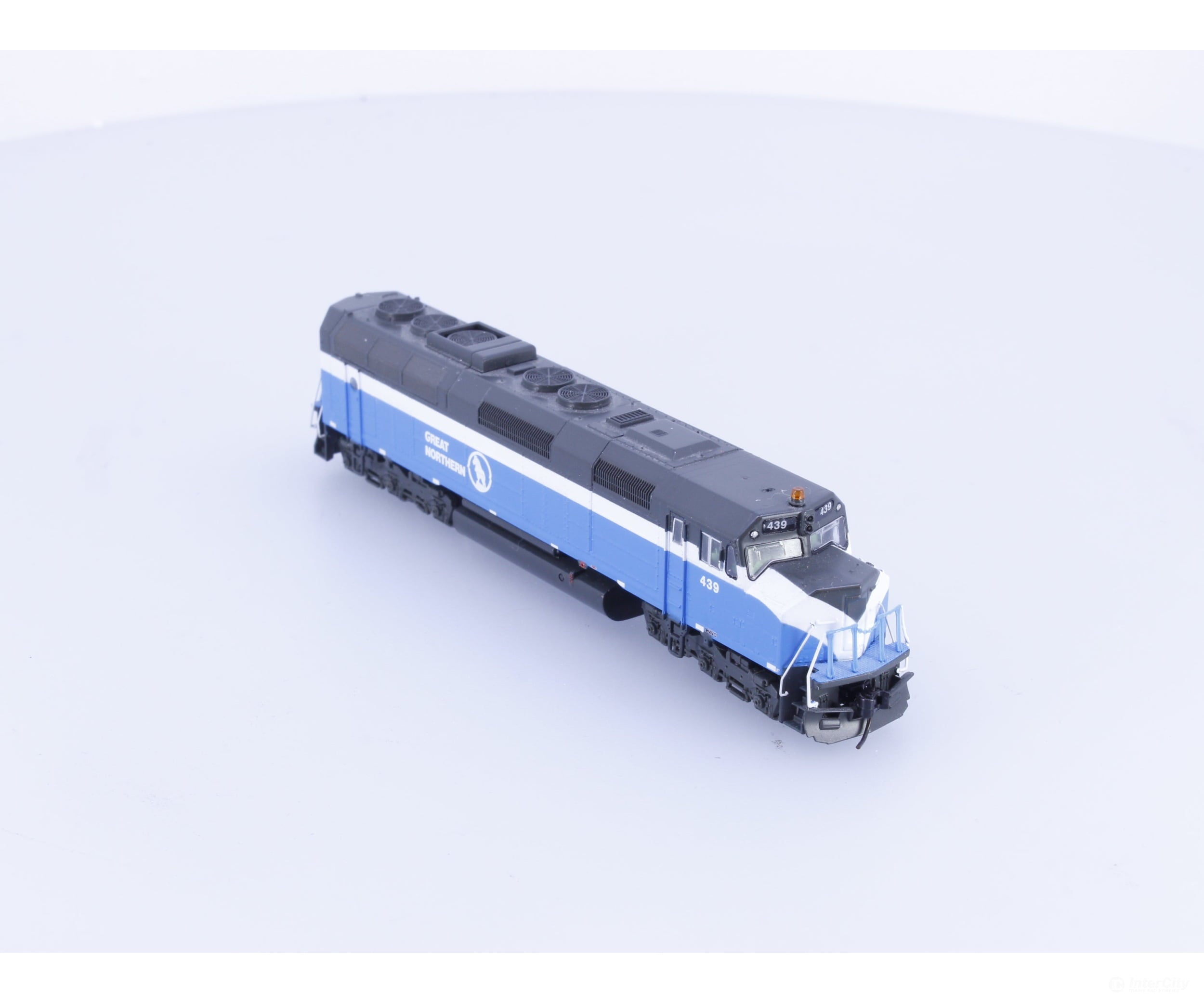 Athearn 16807 N EMD F45 Diesel Locomotive Great Northern (GN) 439 DCC & Sound - Locomotives