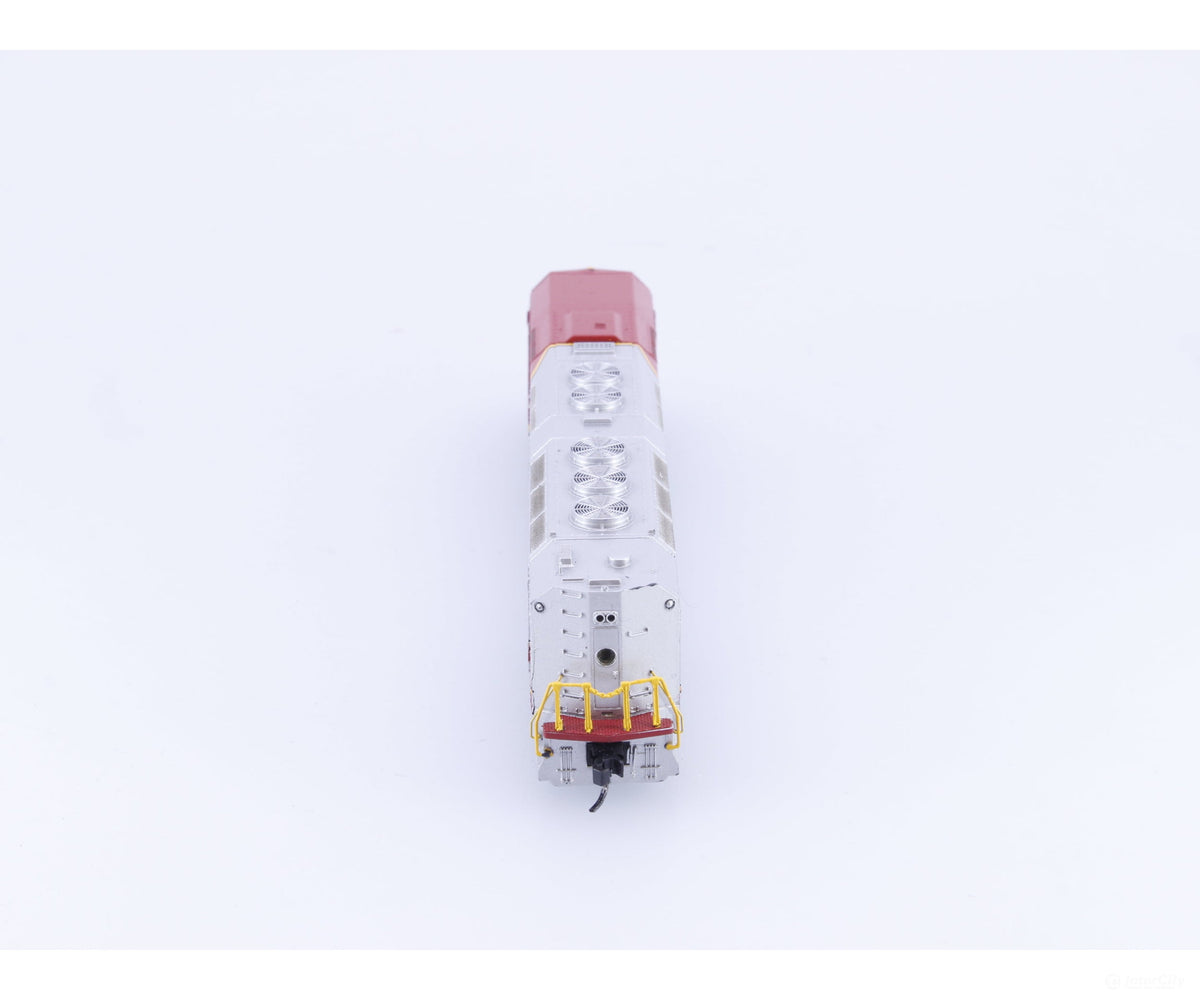 Athearn 16891 N EMD FP45 Diesel Locomotive Santa Fe (SF) 5946 DCC & Sound - Locomotives