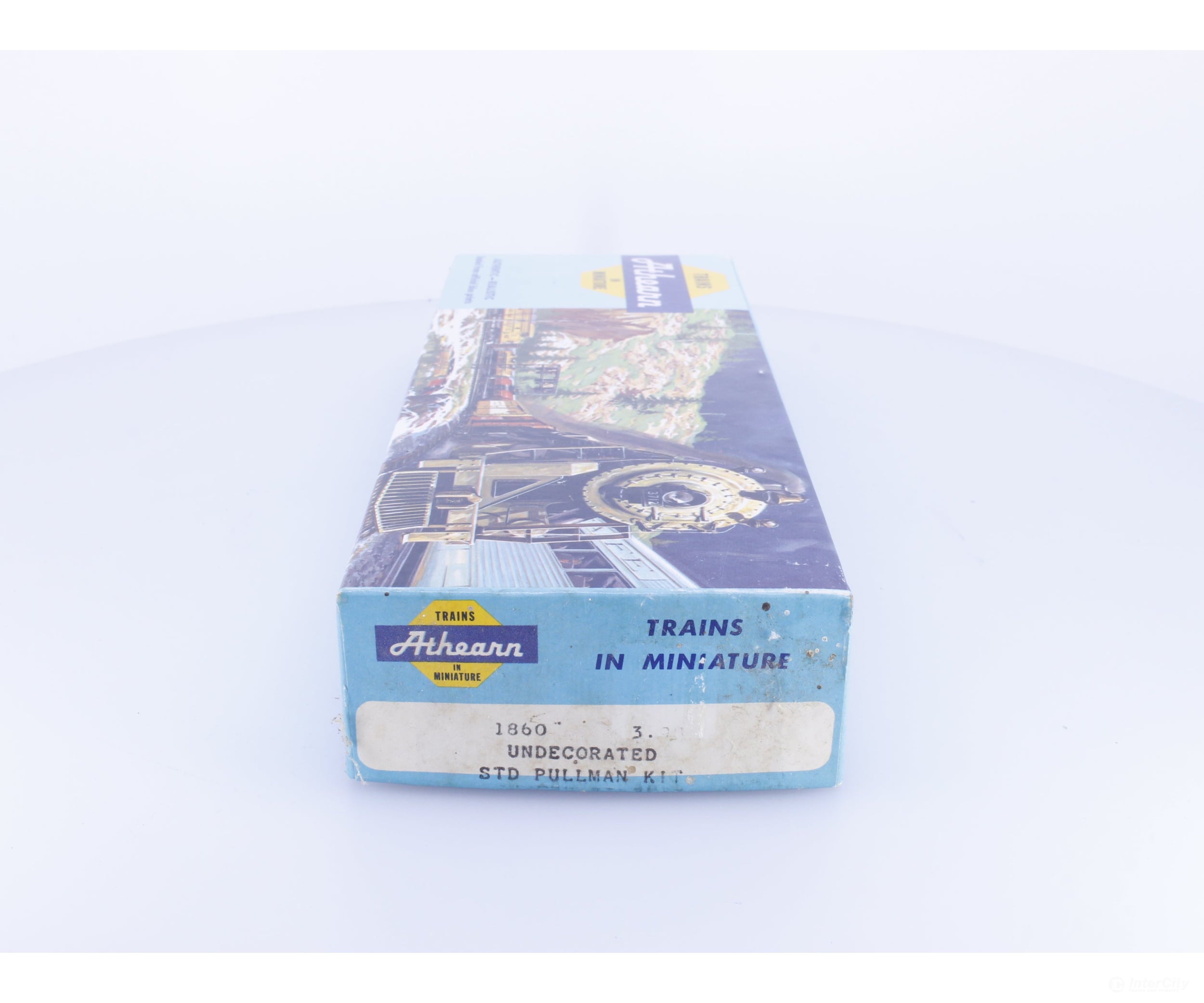 Athearn 1860 HO Standard Pullman Passenger Coach Kit #2 Undecorated - Passenger Cars