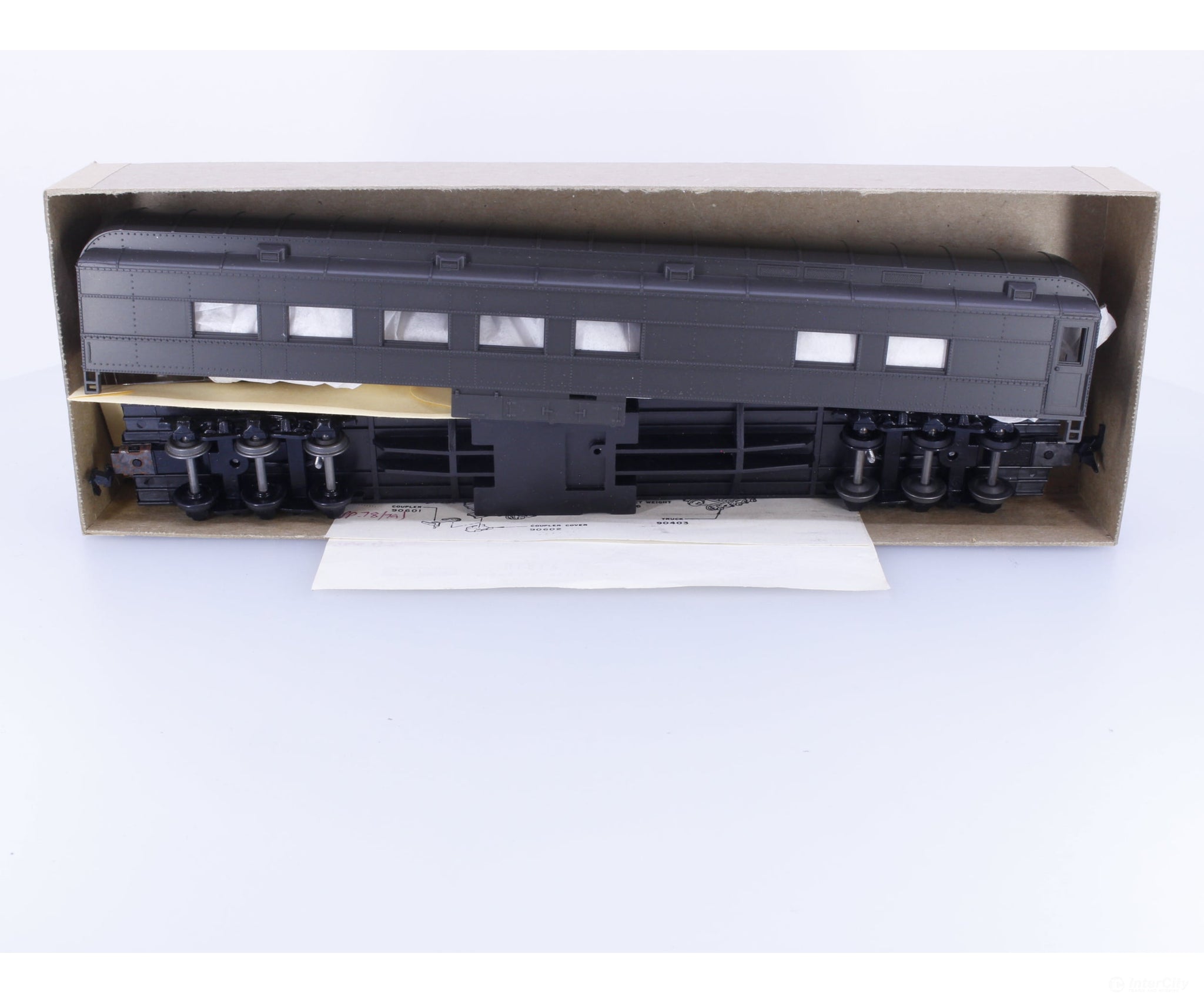 Athearn 1890 HO Standard Diner Car Kit Undecorated - Passenger Cars