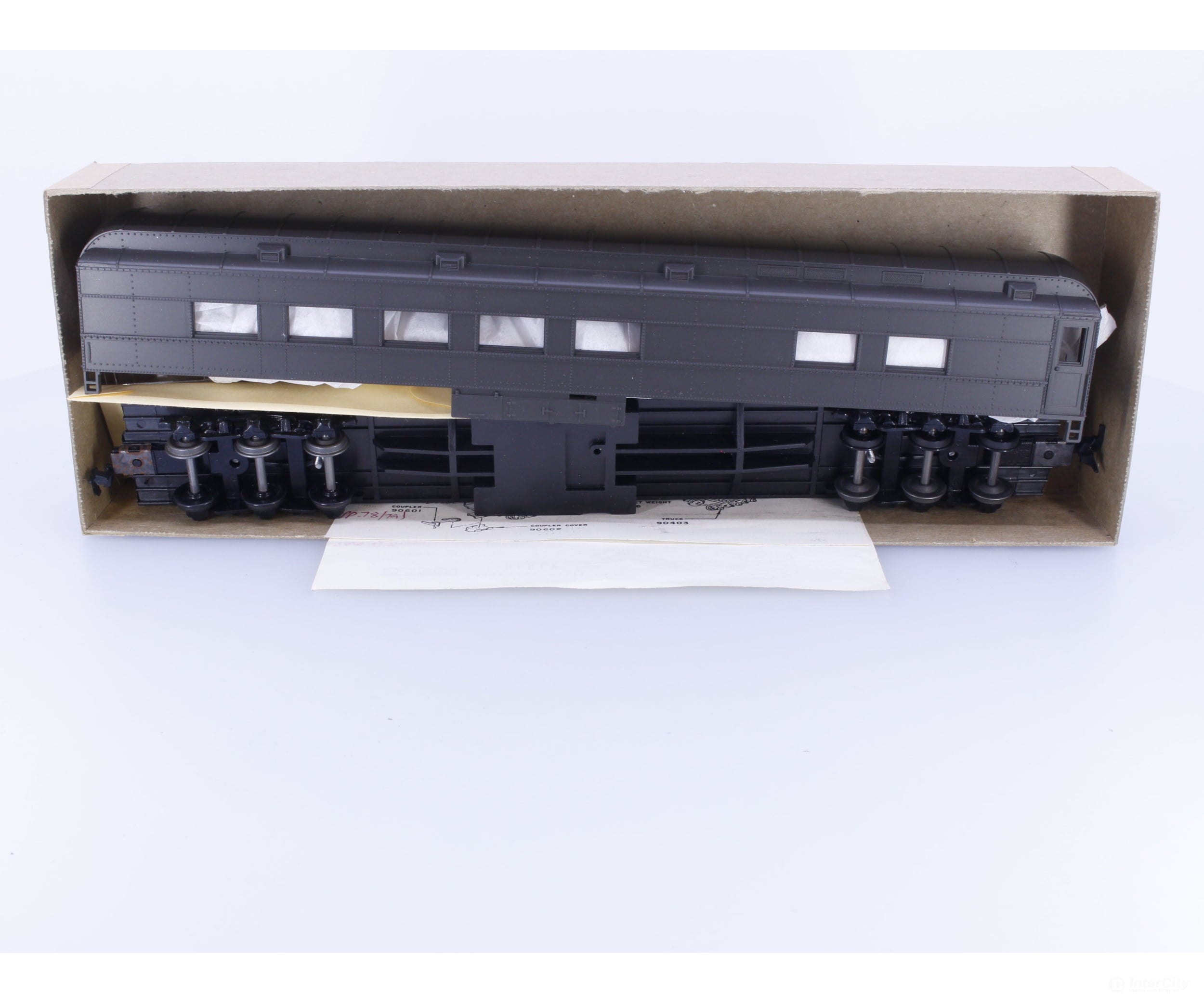 Athearn 1890 HO Standard Diner Car Kit Undecorated - Passenger Cars