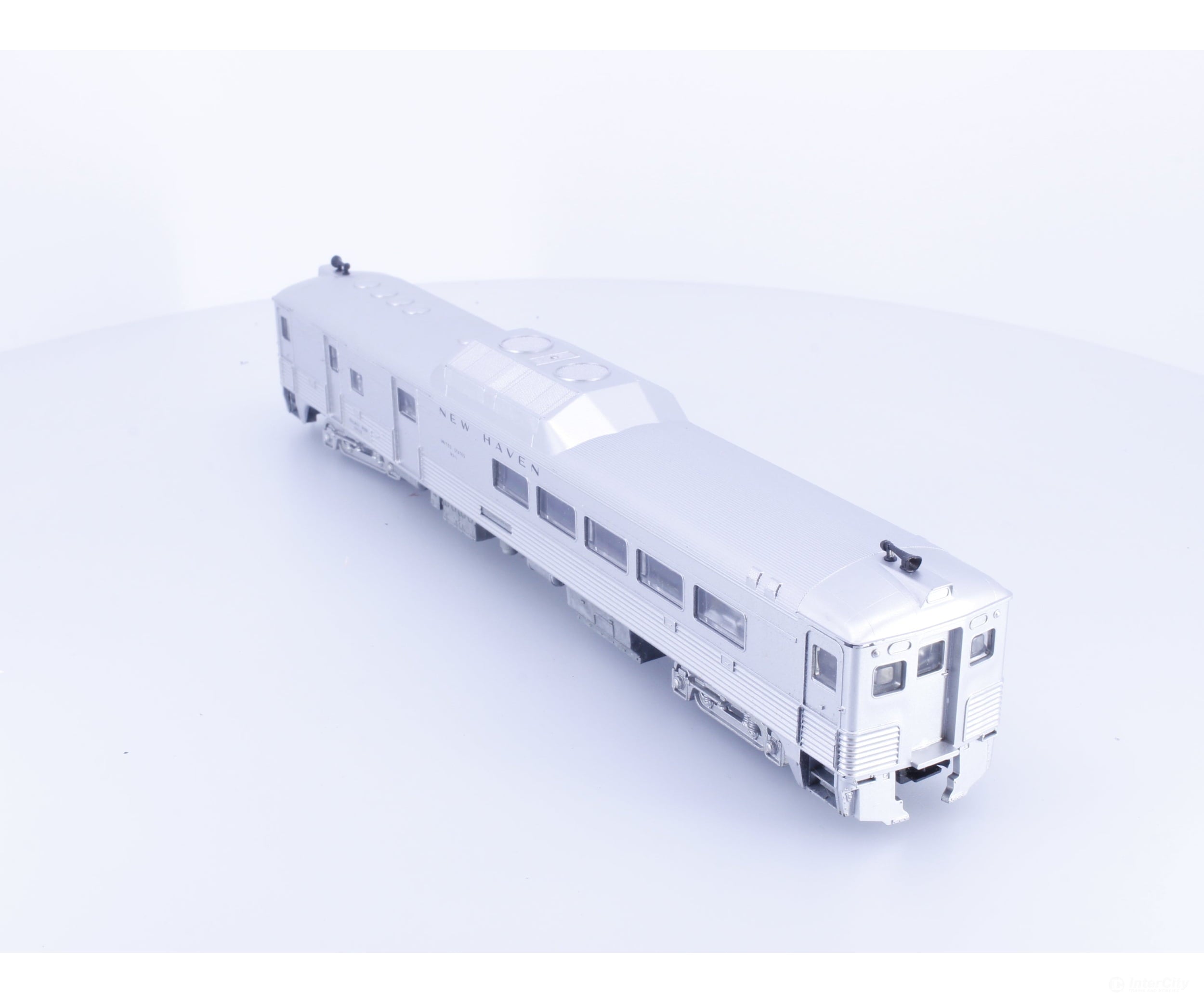 Athearn 2177 HO RDC-3 Rail Car Elastic Band Drive RPO New York New Haven and Hartford Railroad (NH) Analog DC