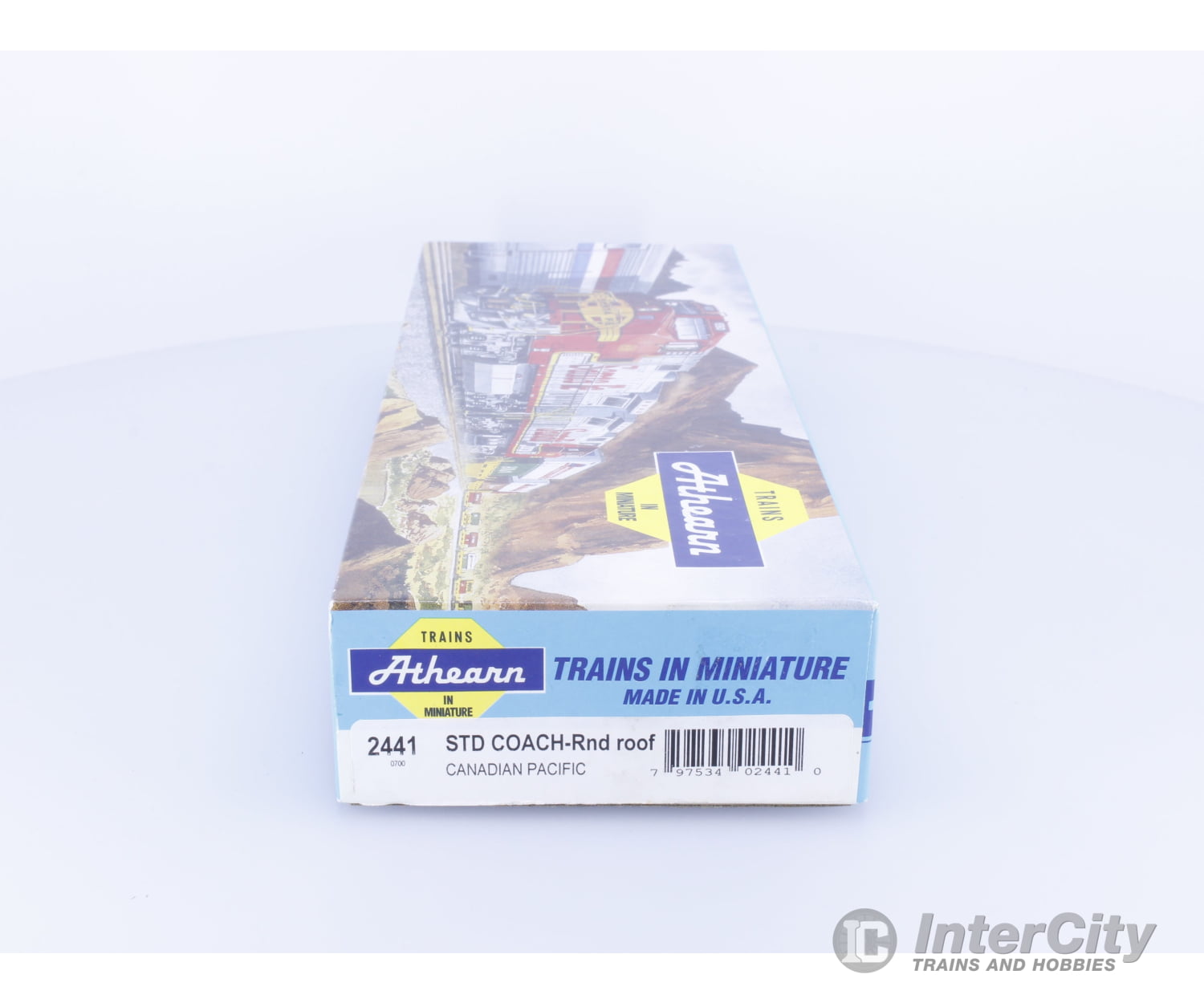 Athearn 2441 HO Standard Passenger Coach Round Roof Canadian Pacific (CP) 1308 (#1) Passenger Cars