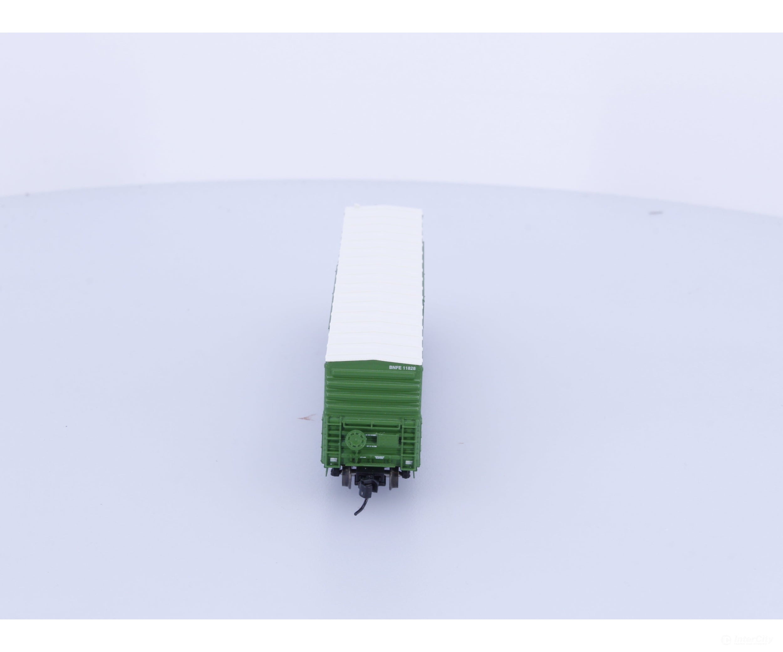 Athearn 24707 N 57’ Mechanical Reefer with Sound Burlington Northern Fruit Express (BNFE) 11828 Freight Cars
