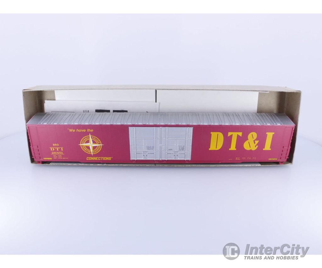 Athearn 2945 HO 86’ Hi-Cube-4D Box Car Kit Detroit Toledo and Ironton (DTI) 26851 Freight Cars