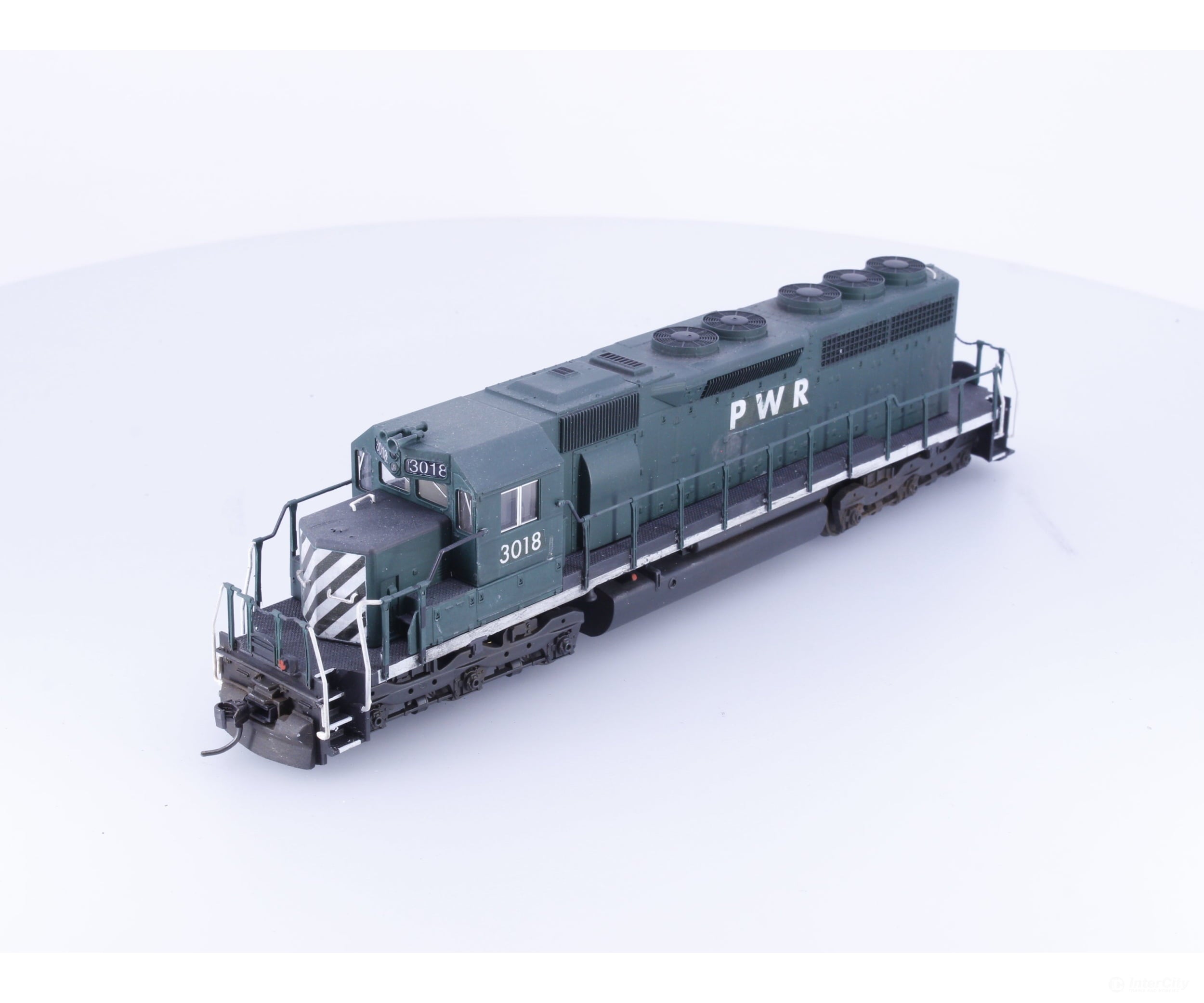 Athearn 3018 HO SD40-2 Diesel Locomotive Pacific Western Railway (PWR) 3018 DCC - Locomotives
