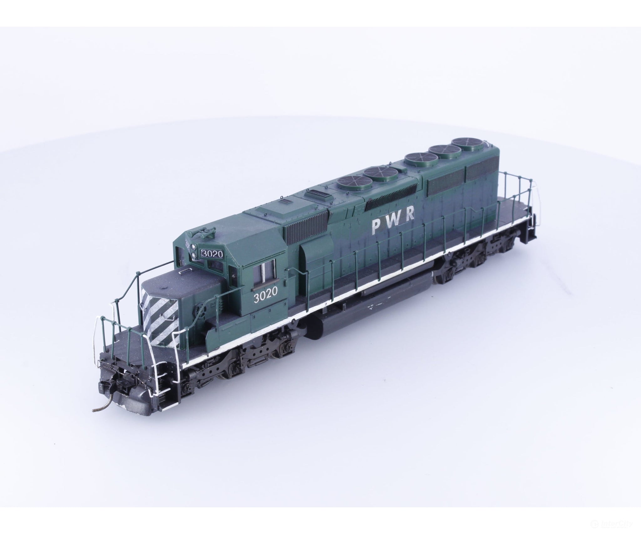 Athearn 3020 HO SD40-2 Diesel Locomotive Pacific Western Railway (PWR) 3020 DCC - Locomotives
