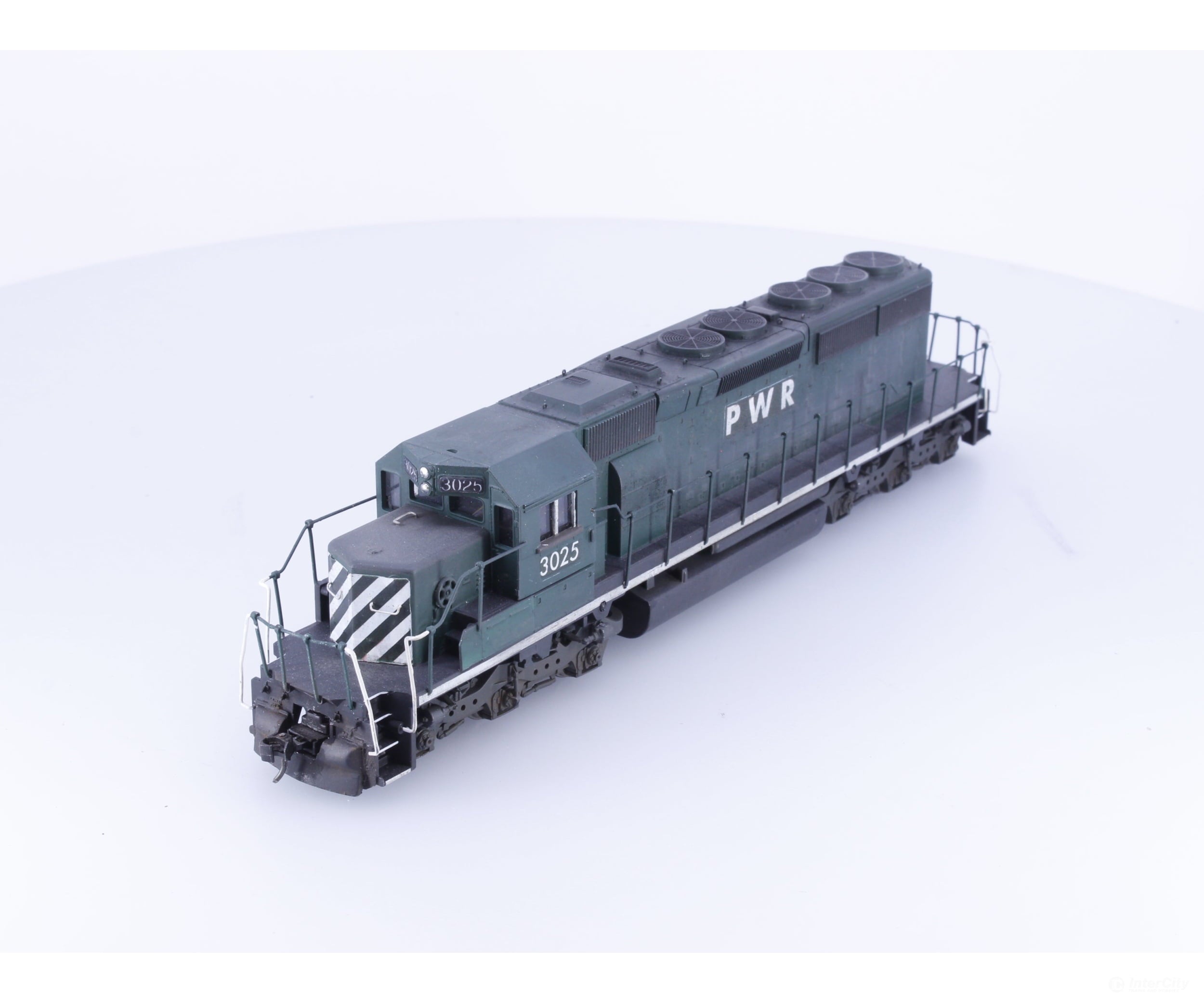 Athearn 3025 HO SD40-2 Diesel Locomotive Pacific Western Railway (PWR) 3025 DCC - Locomotives