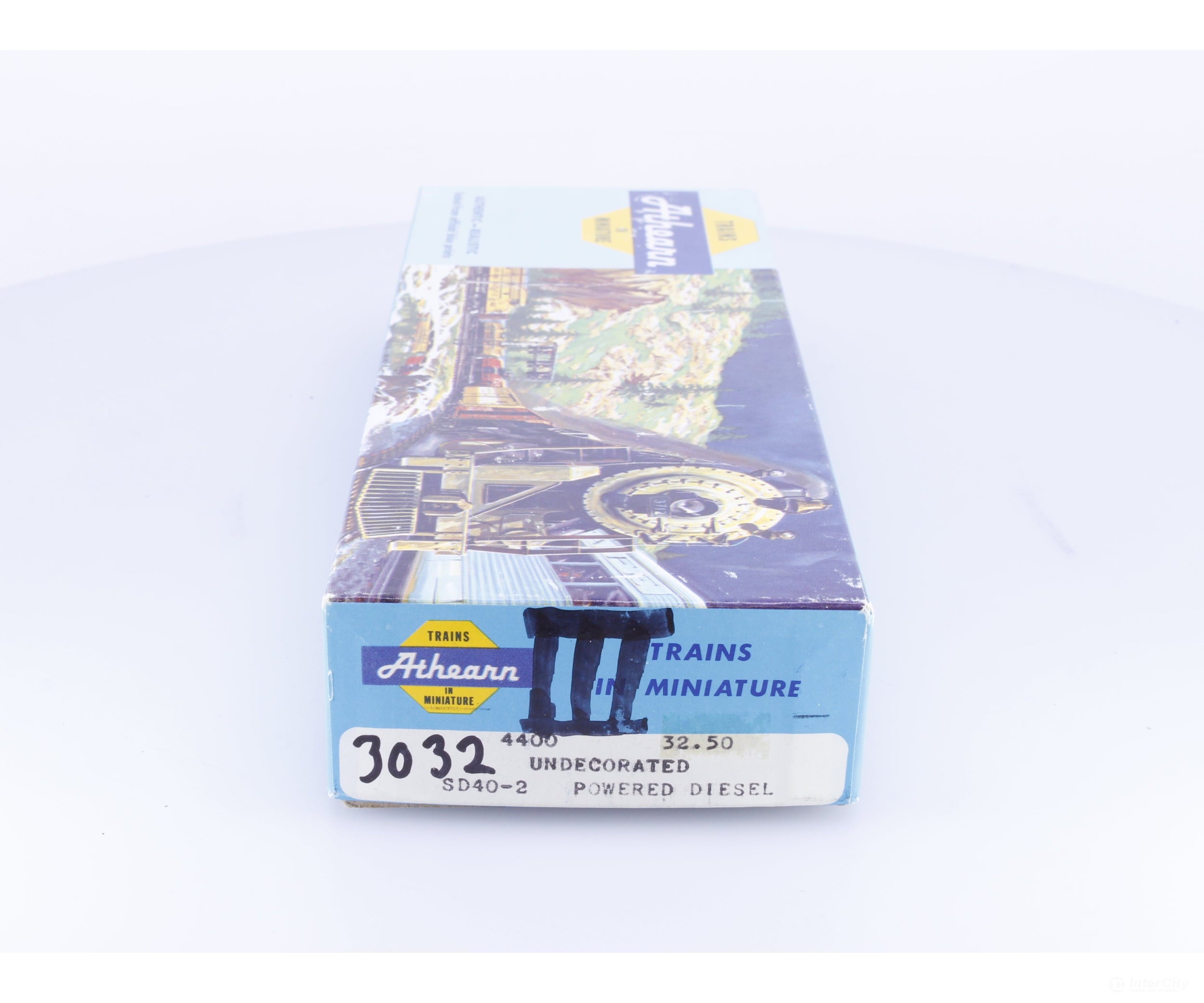 Athearn 3025 HO SD40-2 Diesel Locomotive Pacific Western Railway (PWR) 3025 DCC - Locomotives