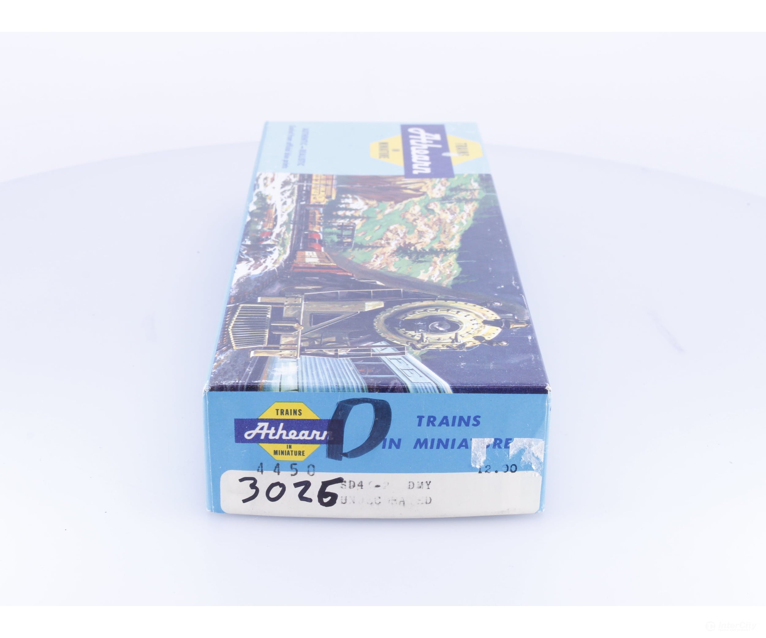 Athearn 3026 HO SD40-2 Dummy Diesel Locomotive Pacific Western Railway (PWR) 3026 - Locomotives