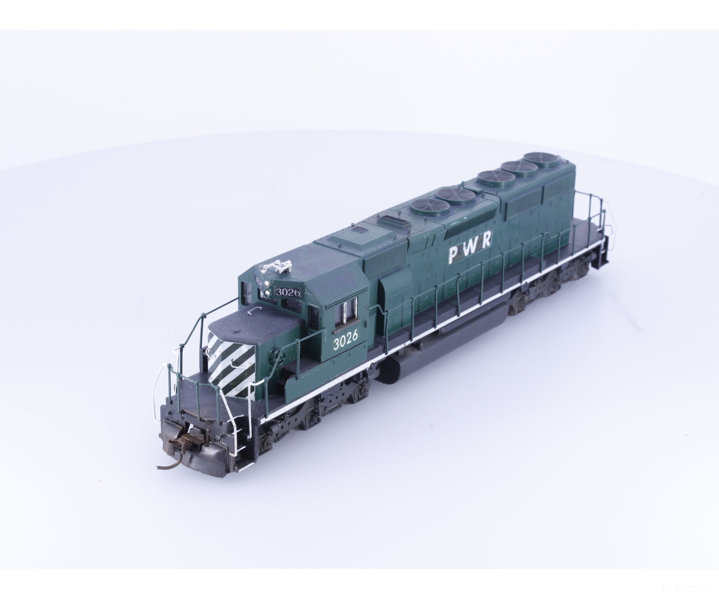 Athearn 3026 HO SD40-2 Dummy Diesel Locomotive Pacific Western Railway (PWR) 3026 - Locomotives