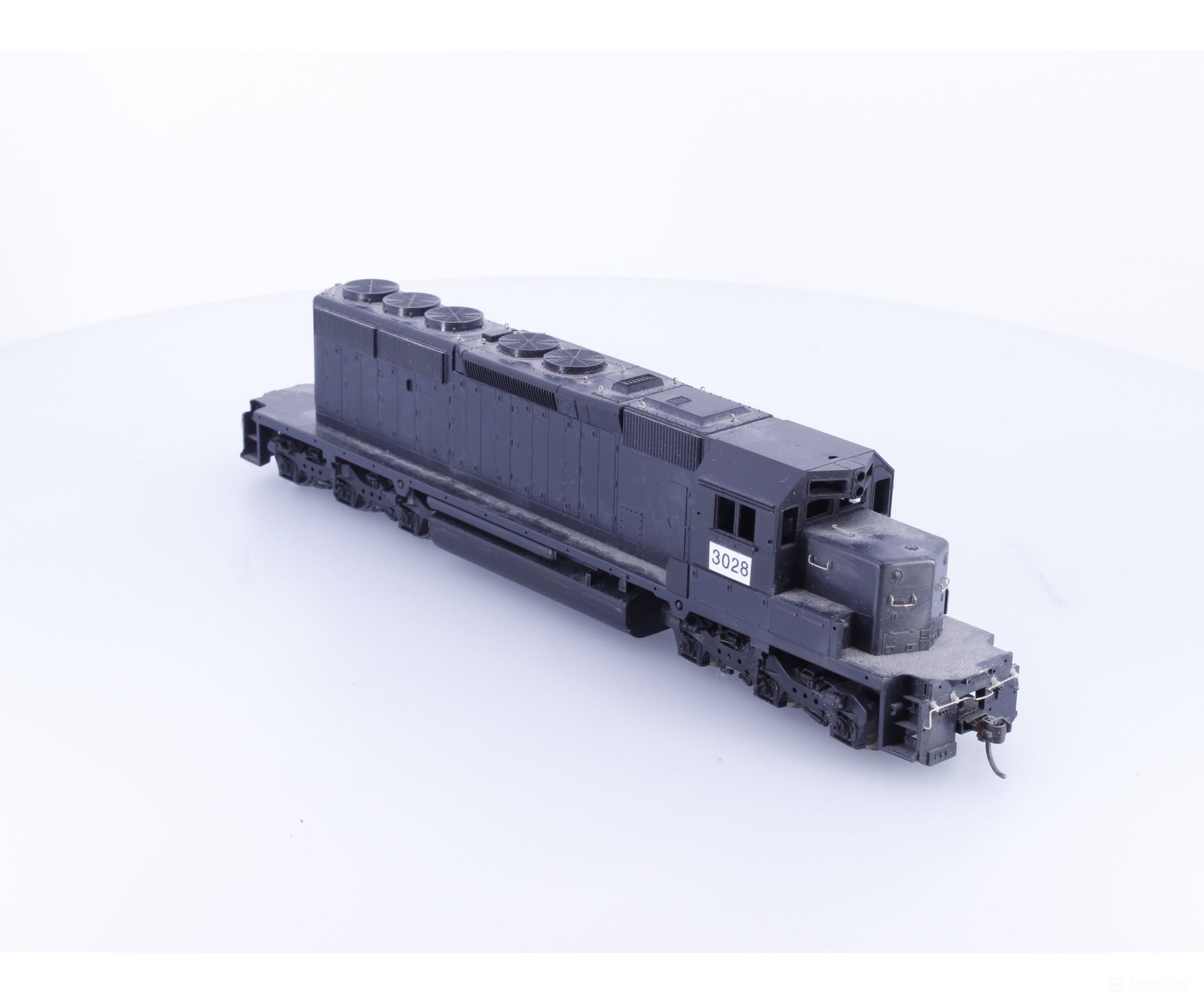 Athearn 3028 HO SD40-2 Dummy Diesel Locomotive Undecorated 3028 - Locomotives