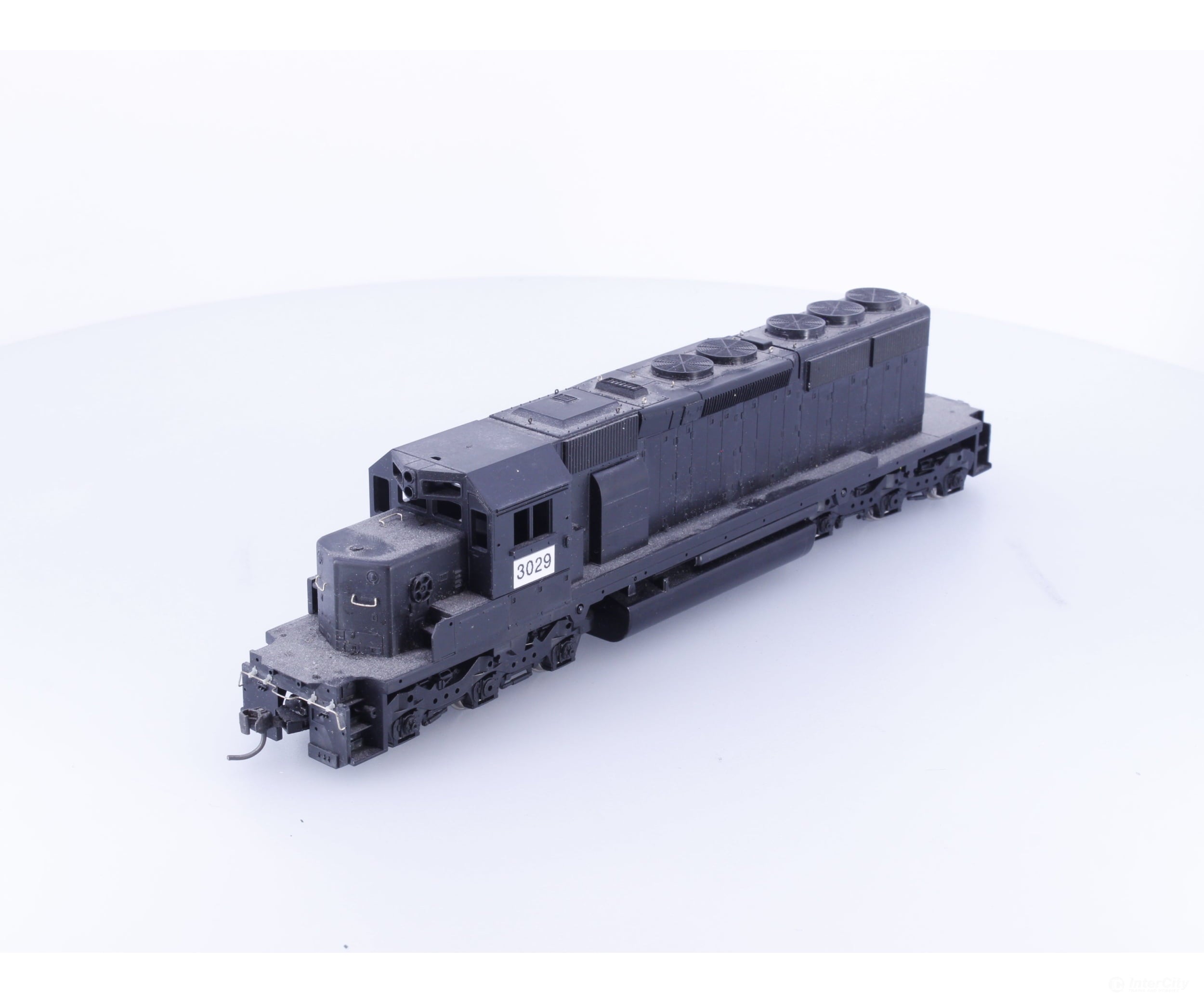 Athearn 3029 HO SD40-2 Dummy Diesel Locomotive Undecorated 3029 - Locomotives