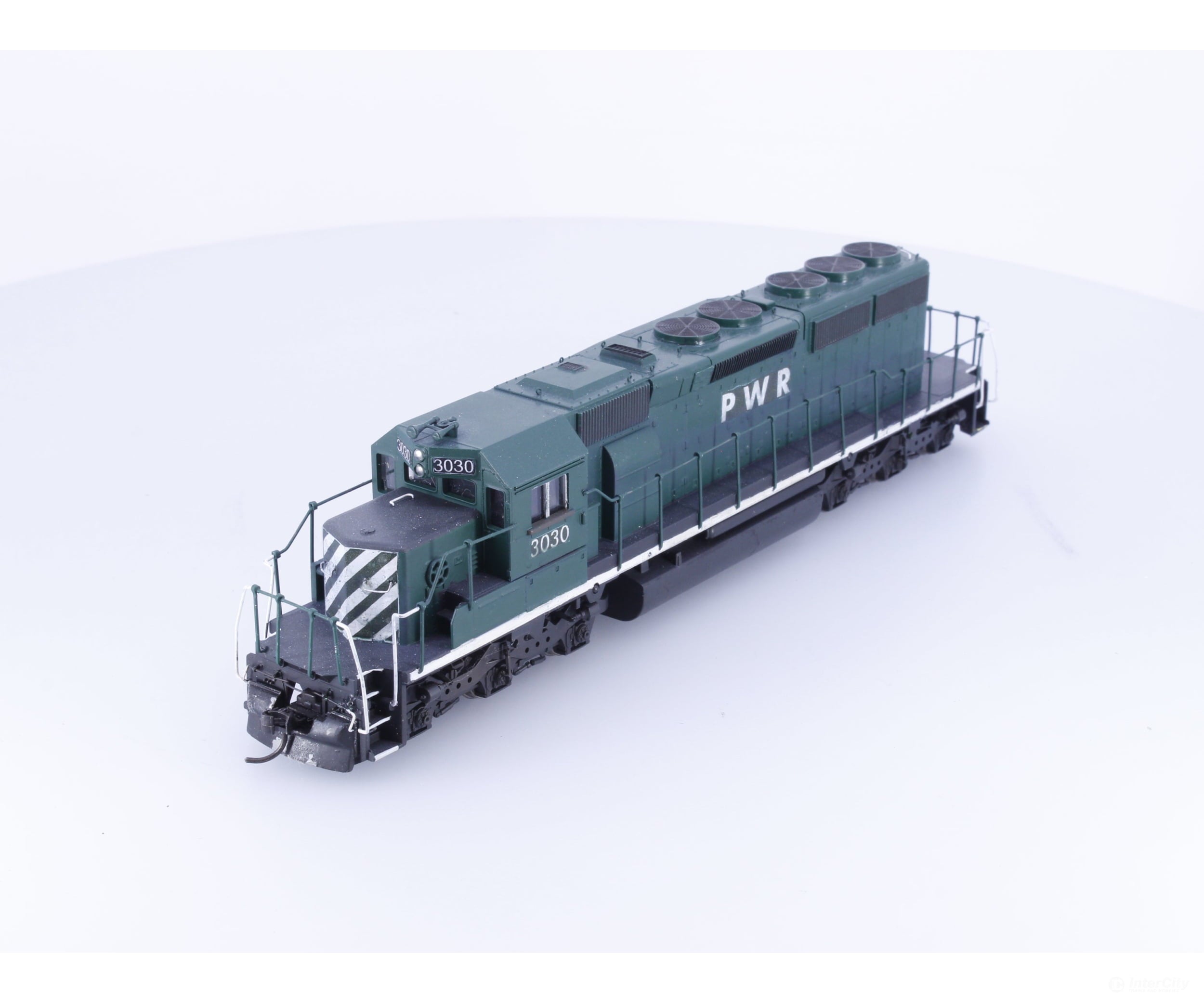 Athearn 3030 HO SD40-2 Diesel Locomotive Pacific Western Railway (PWR) 3030 DCC - Locomotives