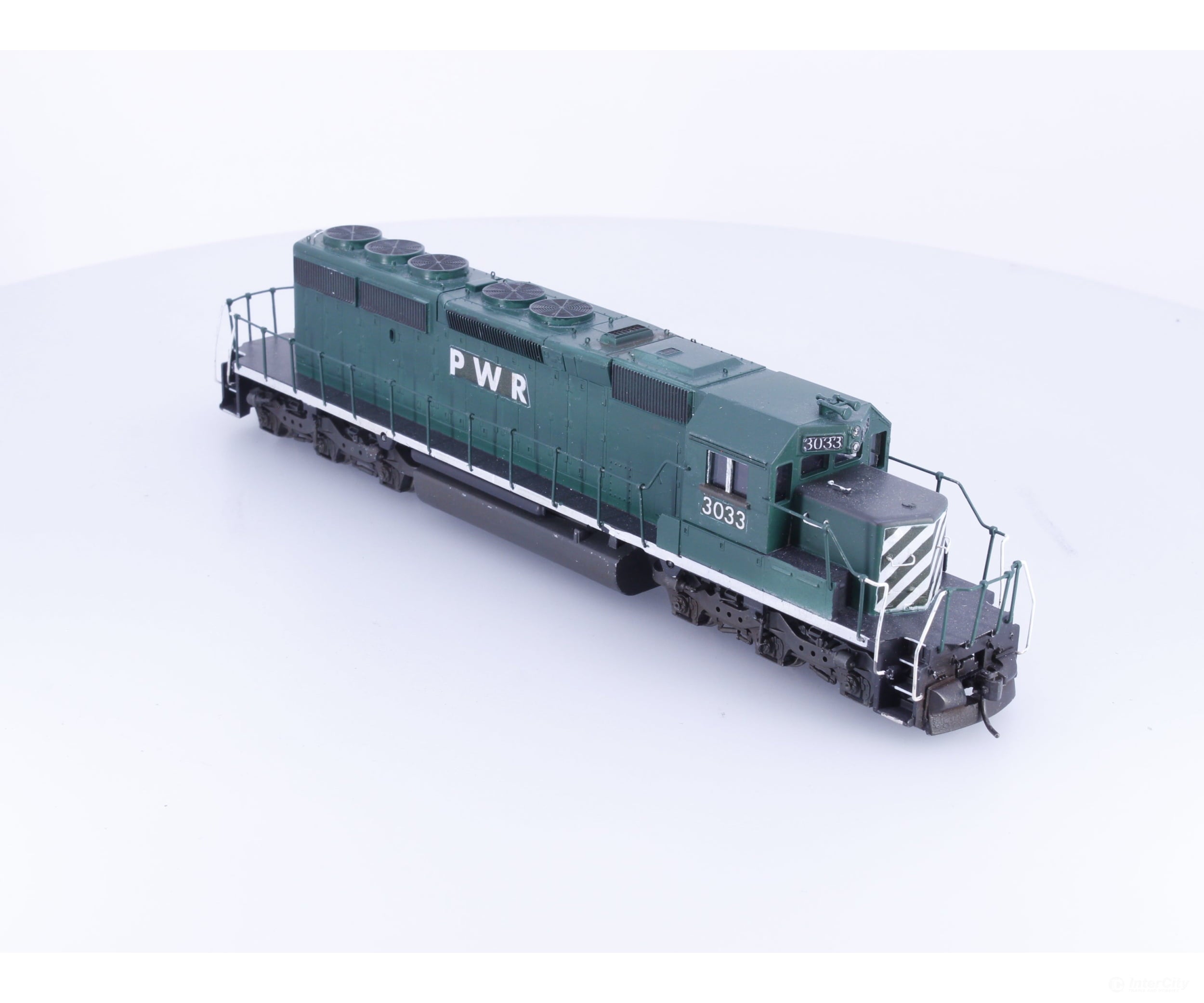 Athearn 3033 HO SD40-2 Diesel Locomotive Pacific Western Railway (PWR) 3033 DCC - Locomotives