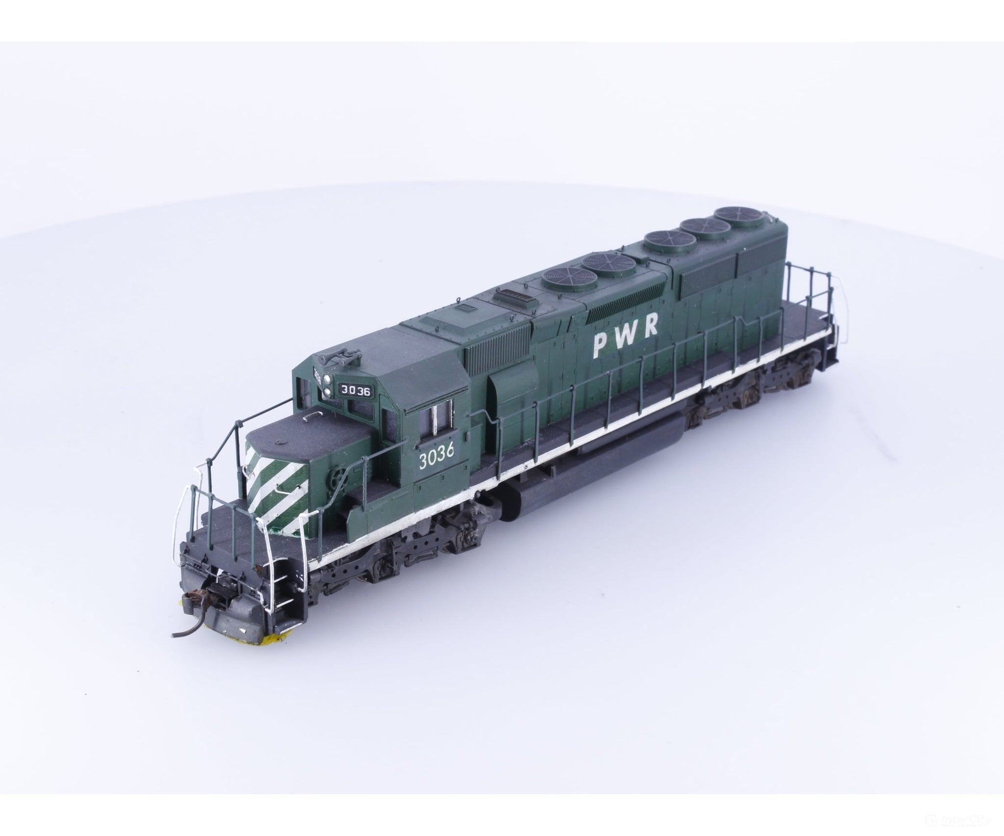Athearn 3036 HO SD40-2 Dummy Diesel Locomotive Pacific Western Railway (PWR) 3036 - Locomotives