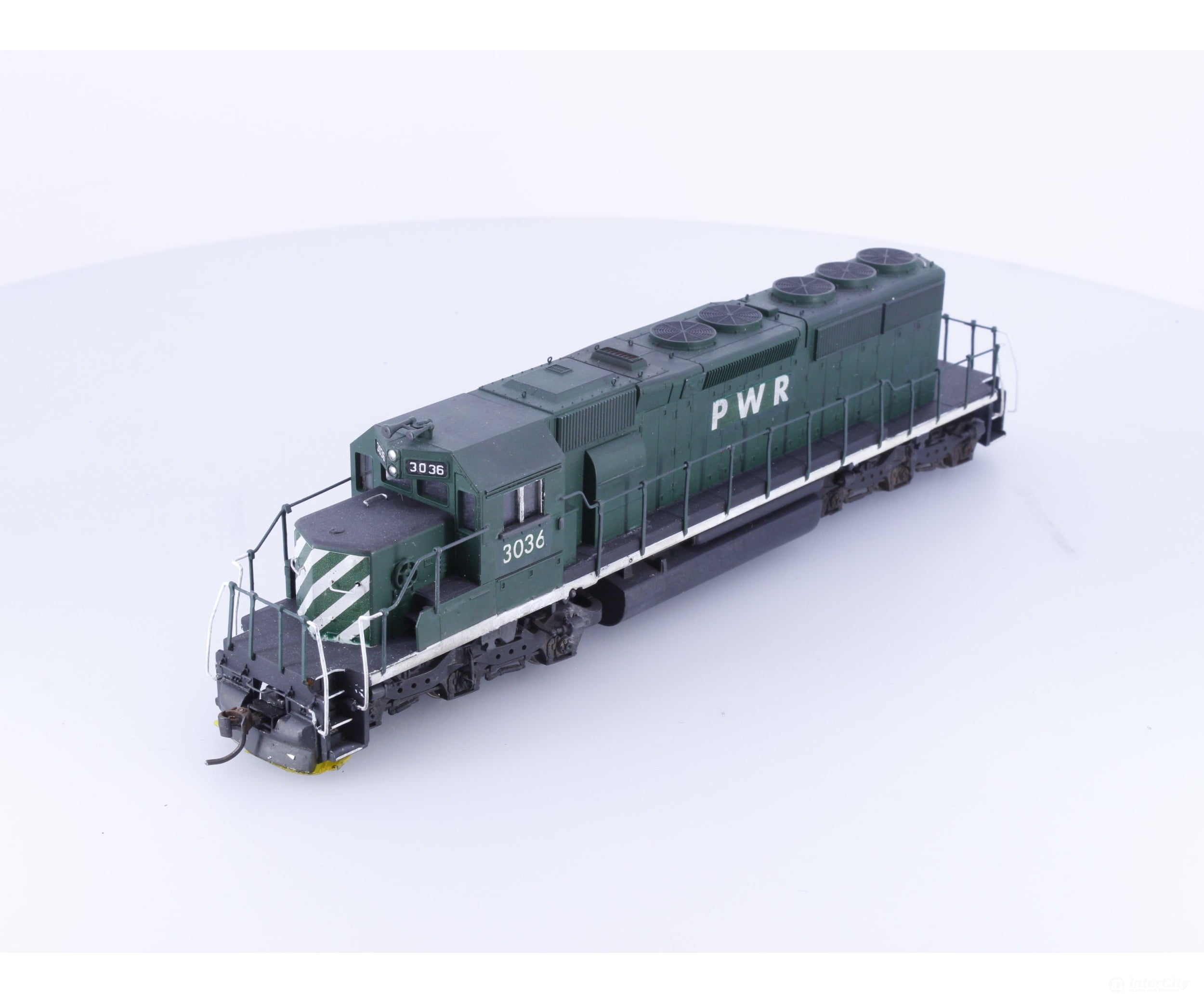 Athearn 3036 HO SD40-2 Dummy Diesel Locomotive Pacific Western Railway (PWR) 3036 - Locomotives