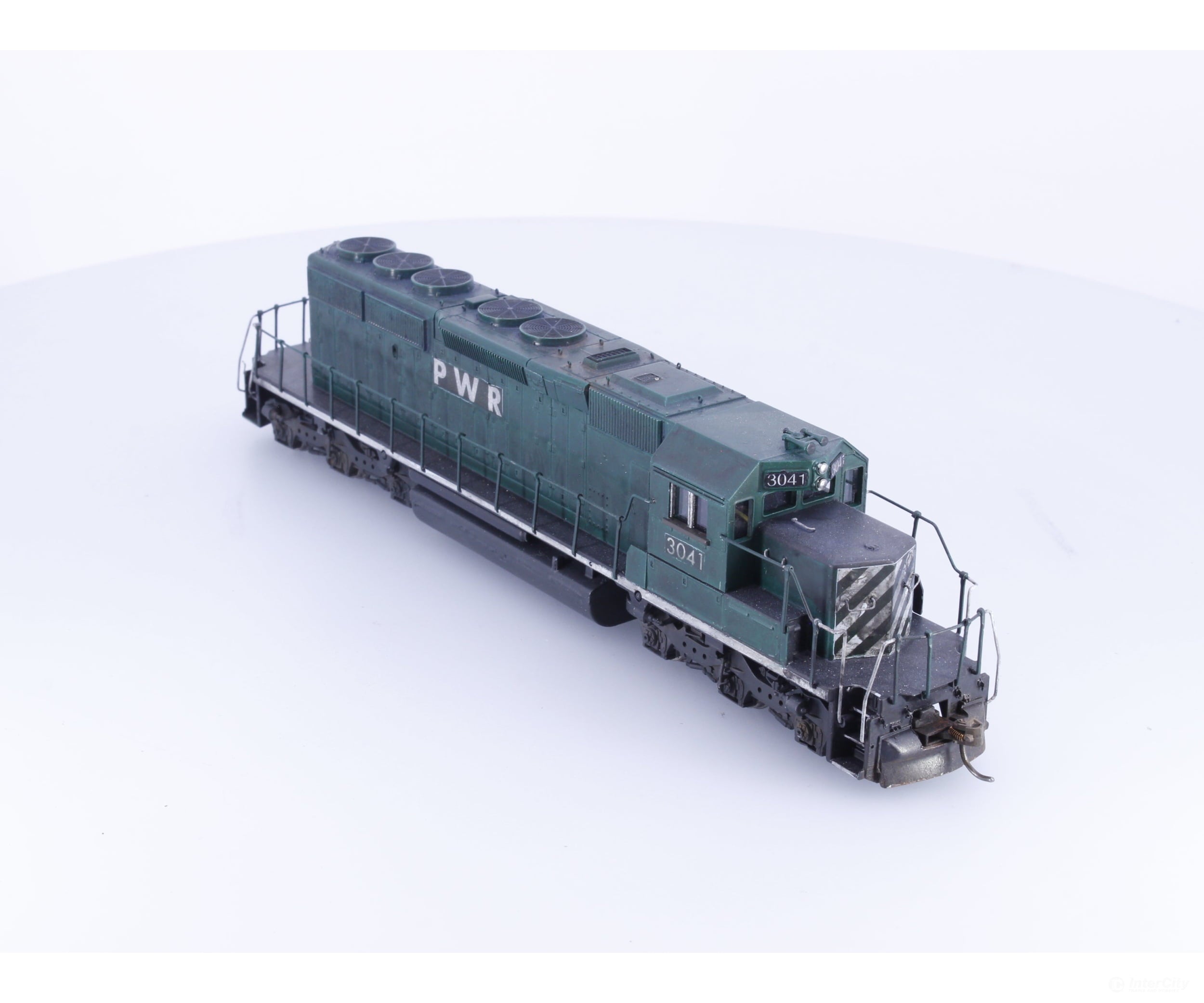 Athearn 3041 HO SD40-2 Diesel Locomotive Pacific Western Railway (PWR) 3041 DCC - Locomotives