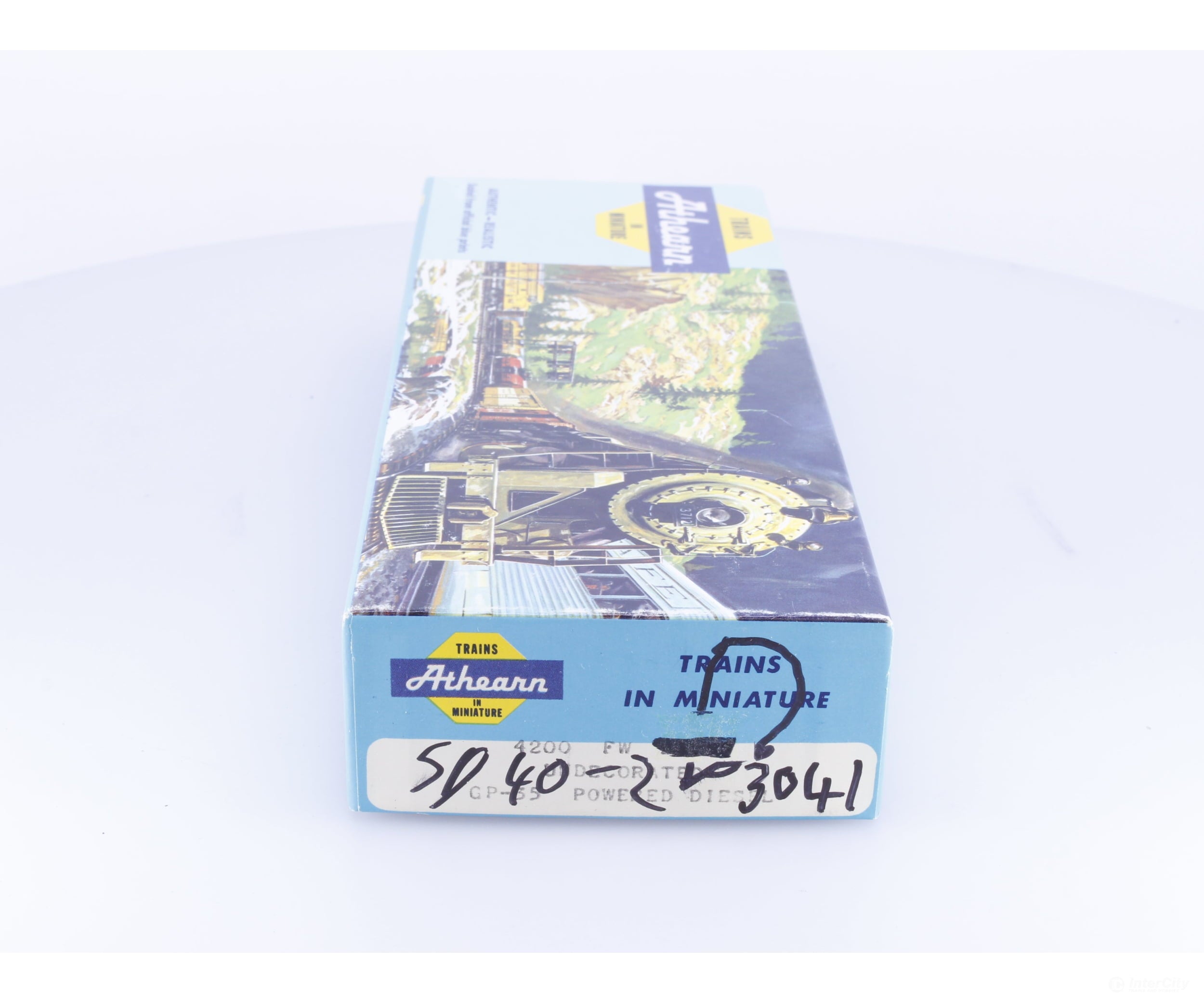 Athearn 3041 HO SD40-2 Diesel Locomotive Pacific Western Railway (PWR) 3041 DCC - Locomotives