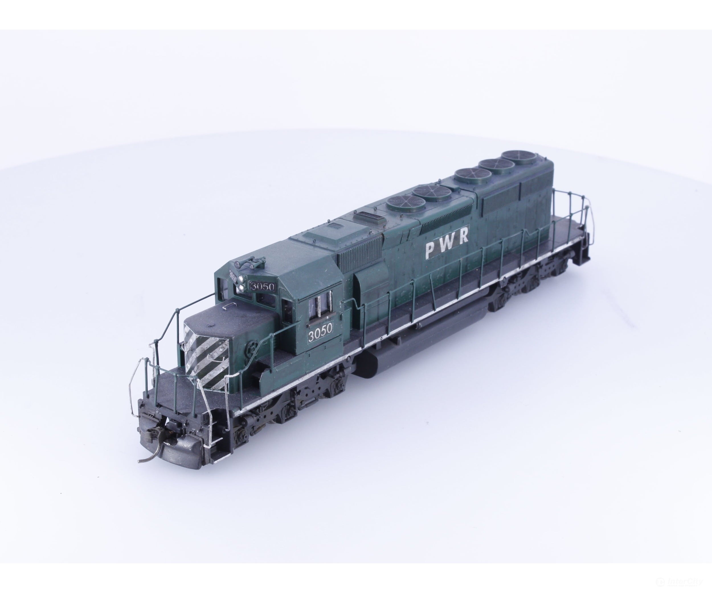 Athearn 3050 HO SD40-2 Diesel Locomotive Pacific Western Railway (PWR) 3050 DCC - Locomotives