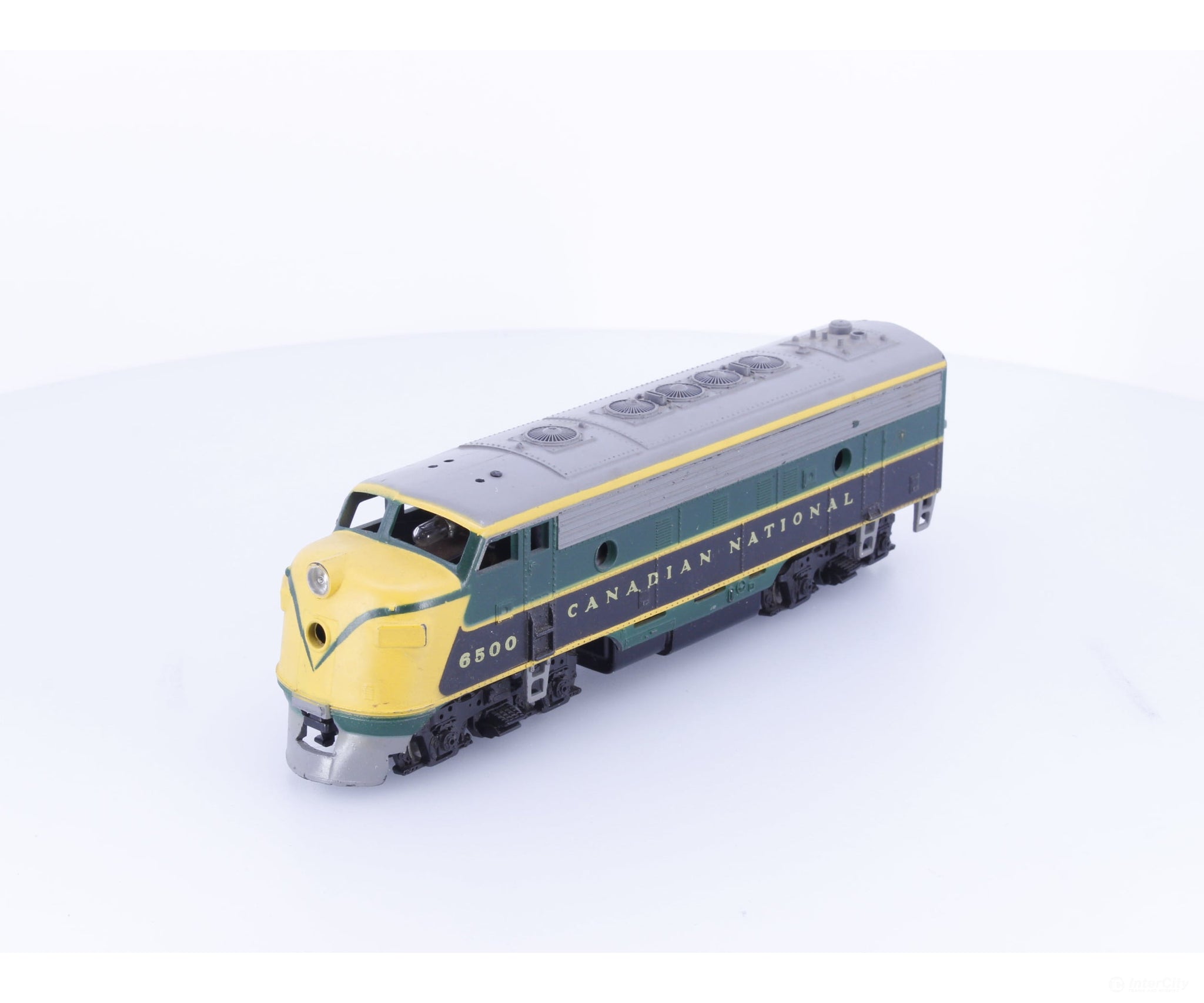 Athearn 3225 HO F7A Diesel Locomotive Canadian National (CN) 6500 Analog DC - Locomotives