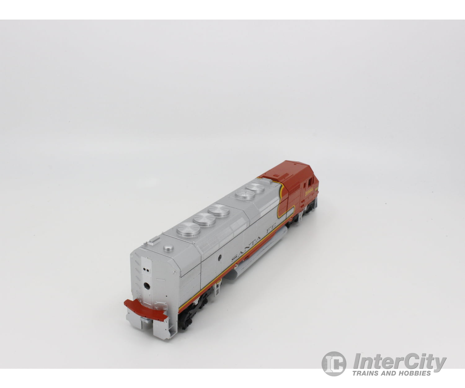 Athearn 3621 Ho Fp45 Powered Locomotive Santa Fe (Sf) 5944 Analog Dc Locomotives