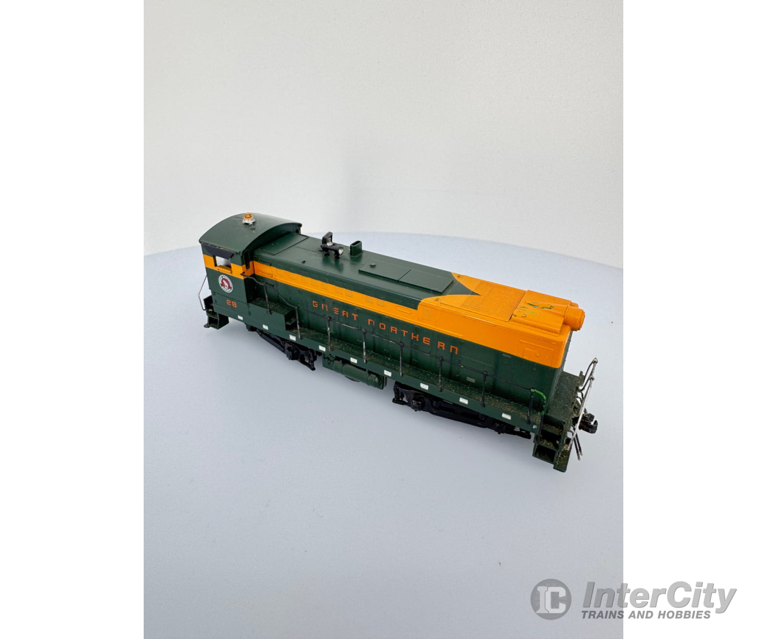 Athearn 3704 HO Athearn 3704 GN Great Northern S-12 #28 DCC Great Northern (GN) 28 DCC Locomotives