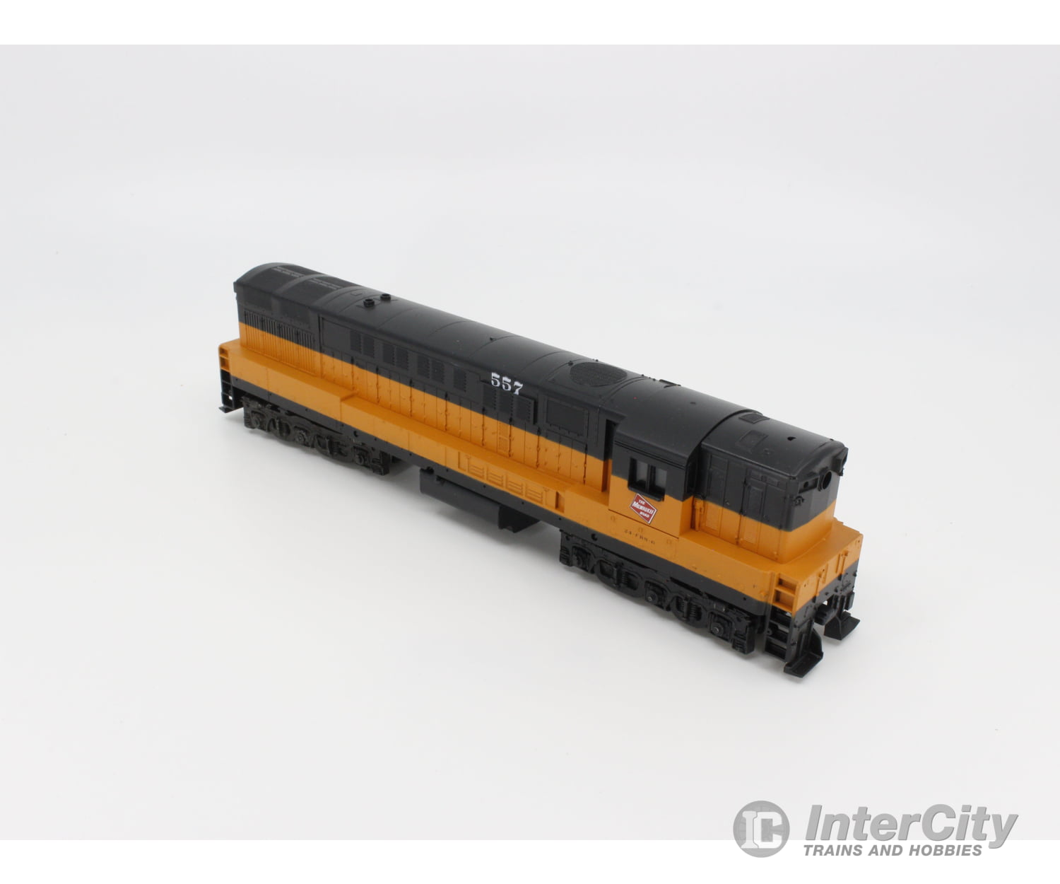 Athearn 4302 Ho Trainmaster Pwr Locomotive Milwaukee Road (Milw) 557 Analog Dc Locomotives