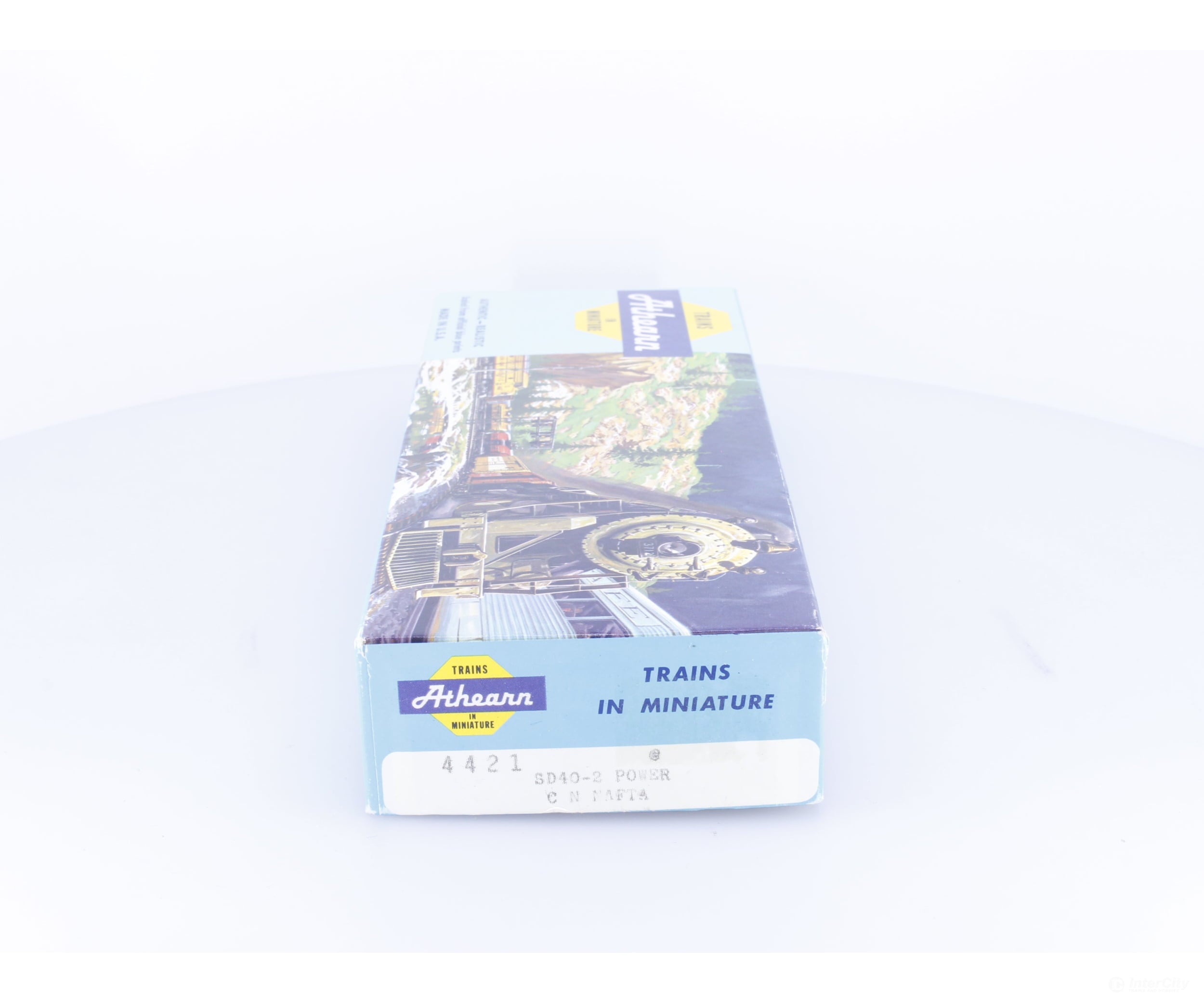 Athearn 4421 HO SD40-2 Diesel Locomotive Canadian National (CN) 5937 Analog DC - Locomotives