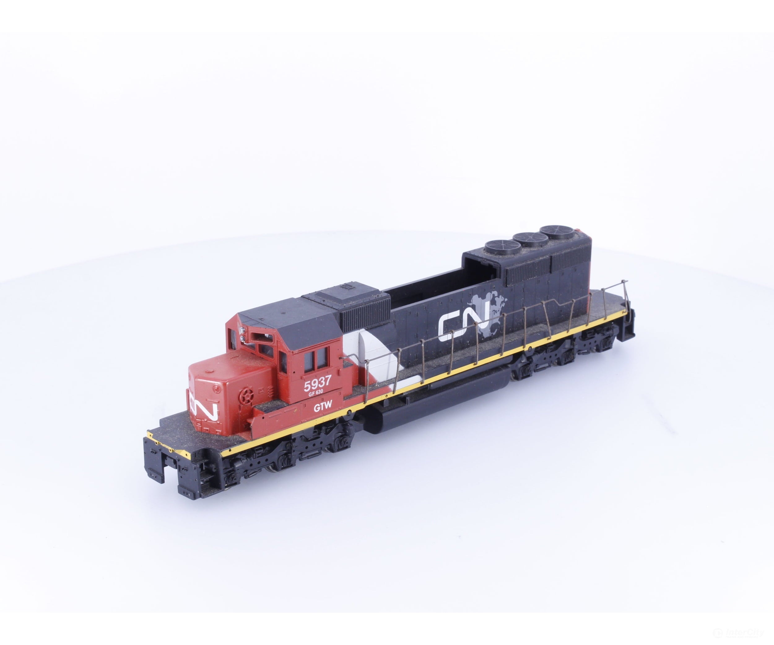Athearn 4421 HO SD40-2 Diesel Locomotive Canadian National (CN) 5937 Analog DC - Locomotives