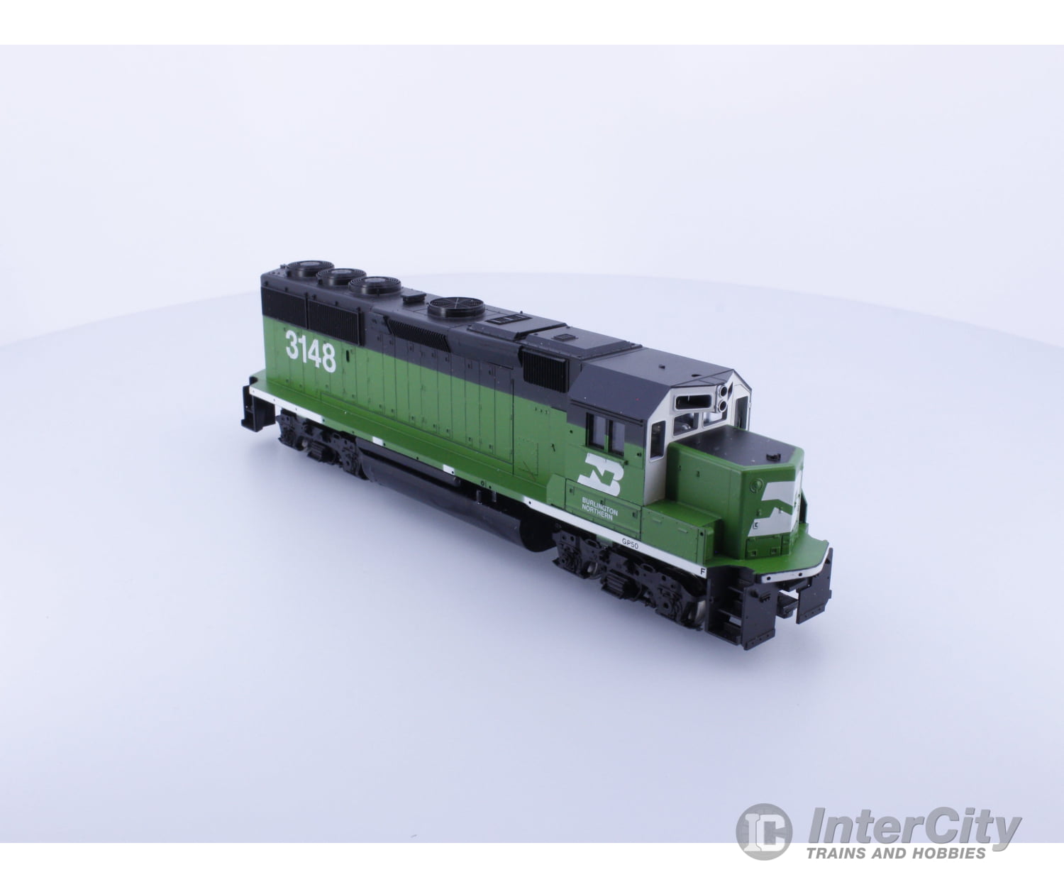 Athearn 4634 HO GP50 Burlington Northern (BN) 3148 Analog DC Locomotives