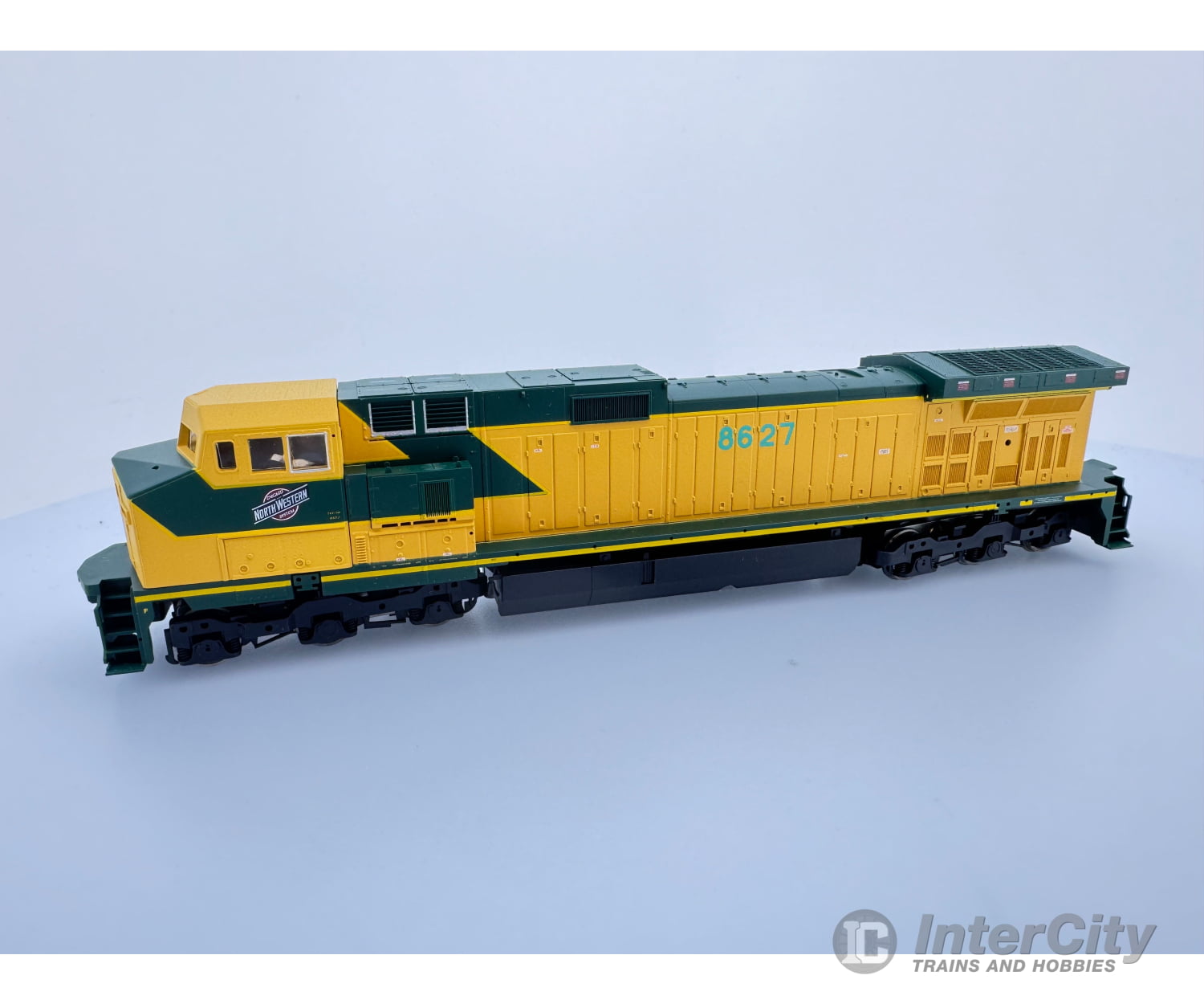 Athearn 4915 Ho C44-9W Chicago And North Western (Cnw) Analog Dc Locomotives