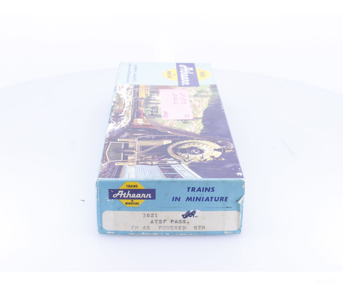 Athearn 5713 HO SD40-2 Dummy Diesel Locomotive Canadian Pacific (CP) 5713 - Locomotives