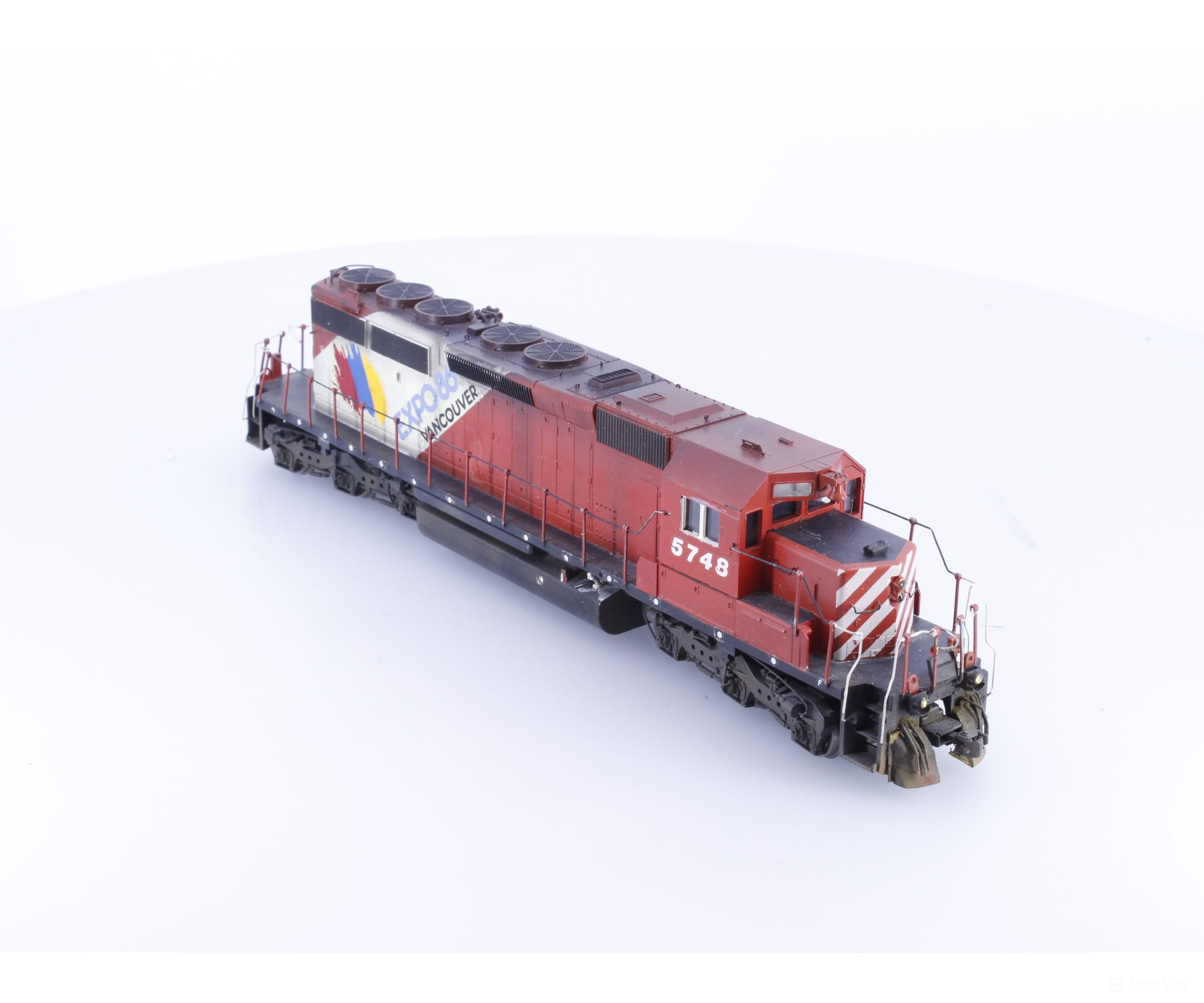 Athearn 5748 HO SD40-2 Dummy Diesel Locomotive Expo 86 Canadian Pacific (CP) 5748 - Locomotives