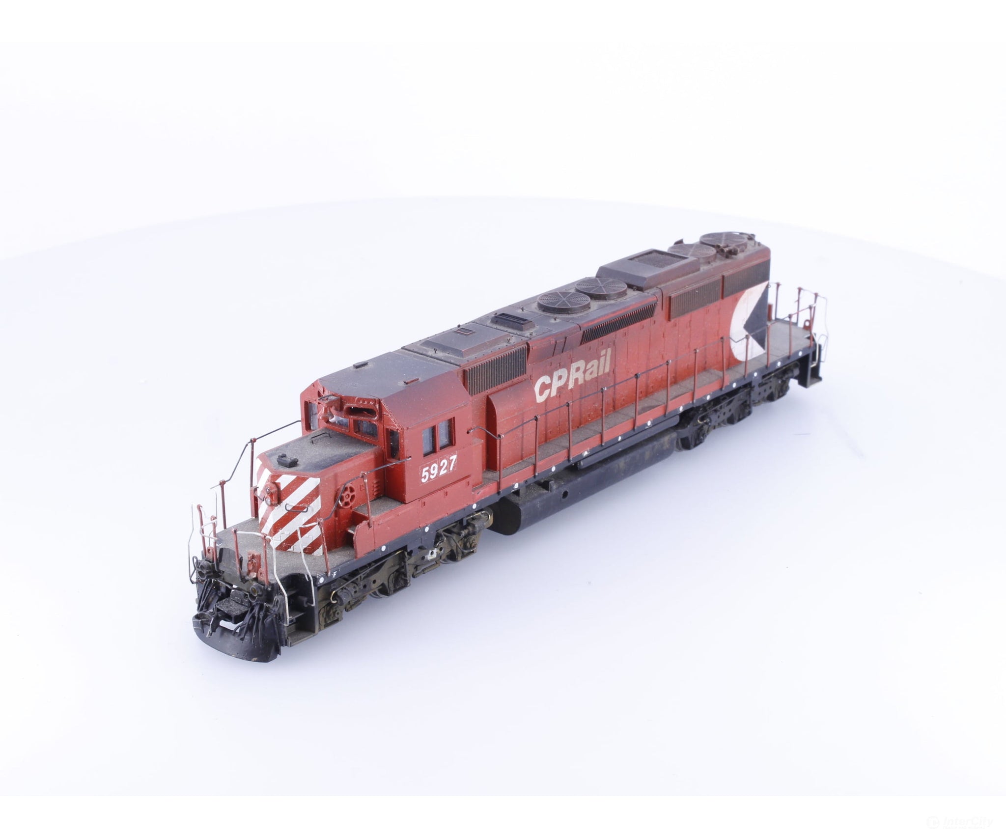 Athearn 5927 HO SD40-2 Dummy Diesel Locomotive Canadian Pacific (CP) 5927 - Locomotives