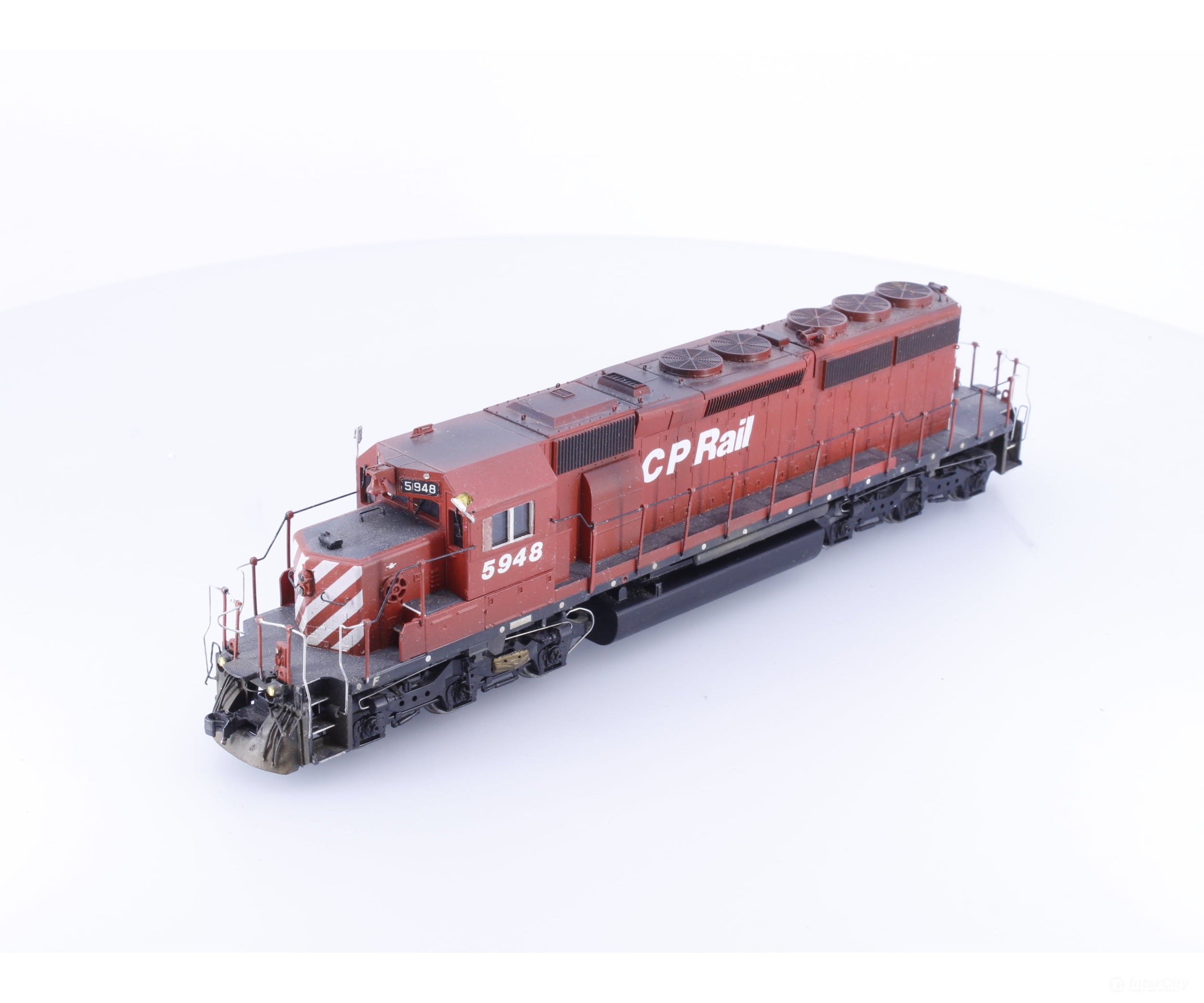 Athearn 5948 HO SD40-2 Dummy Diesel Locomotive Canadian Pacific (CP) 5948 - Locomotives
