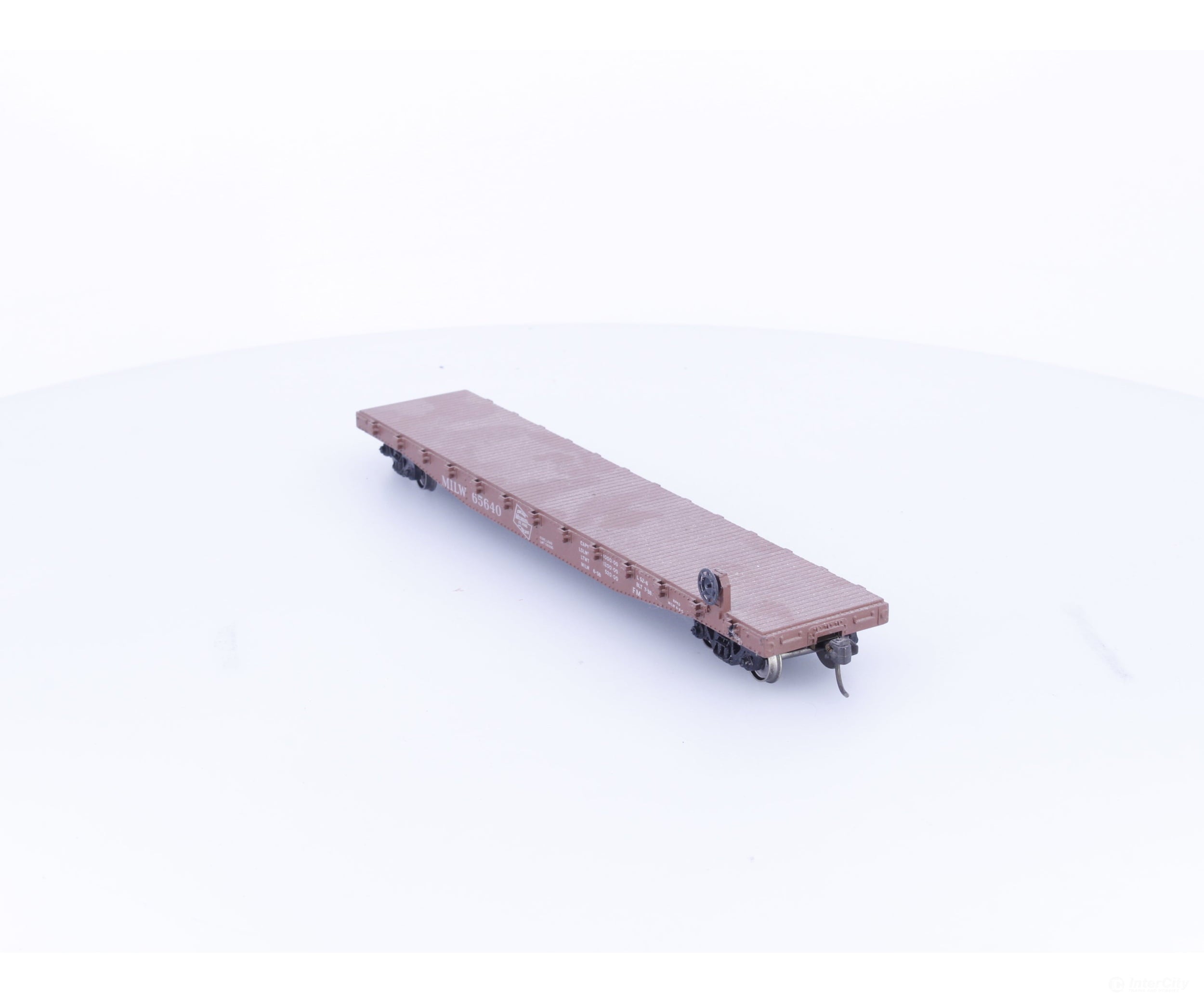 Athearn 65640 HO 40’ Flat Car Milwaukee Road (MILW) 65640 - Freight Cars