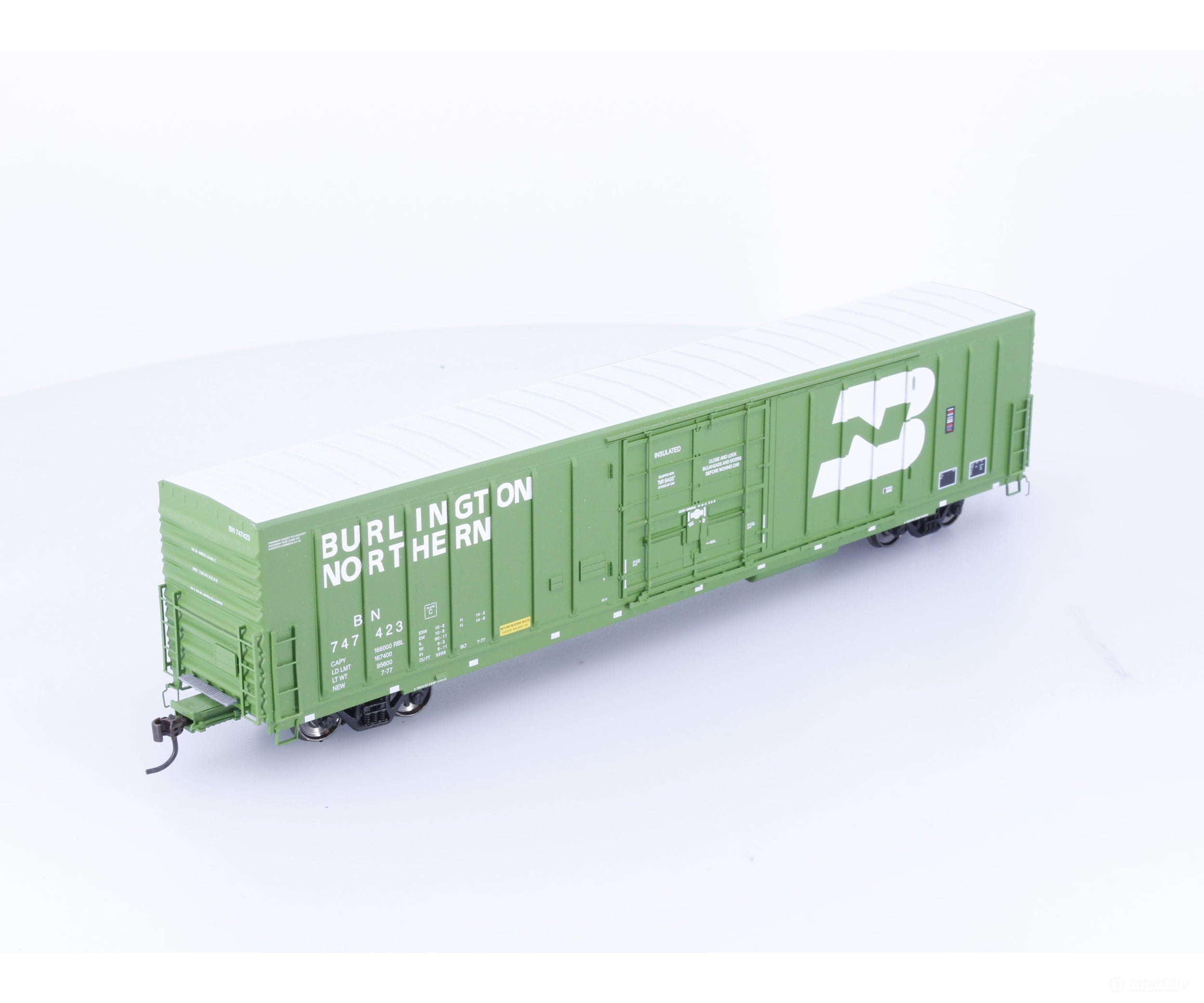 Athearn 747423 HO 57’ Refrigerator Boxcar Burlington Northern (BN) 747423 - Freight Cars