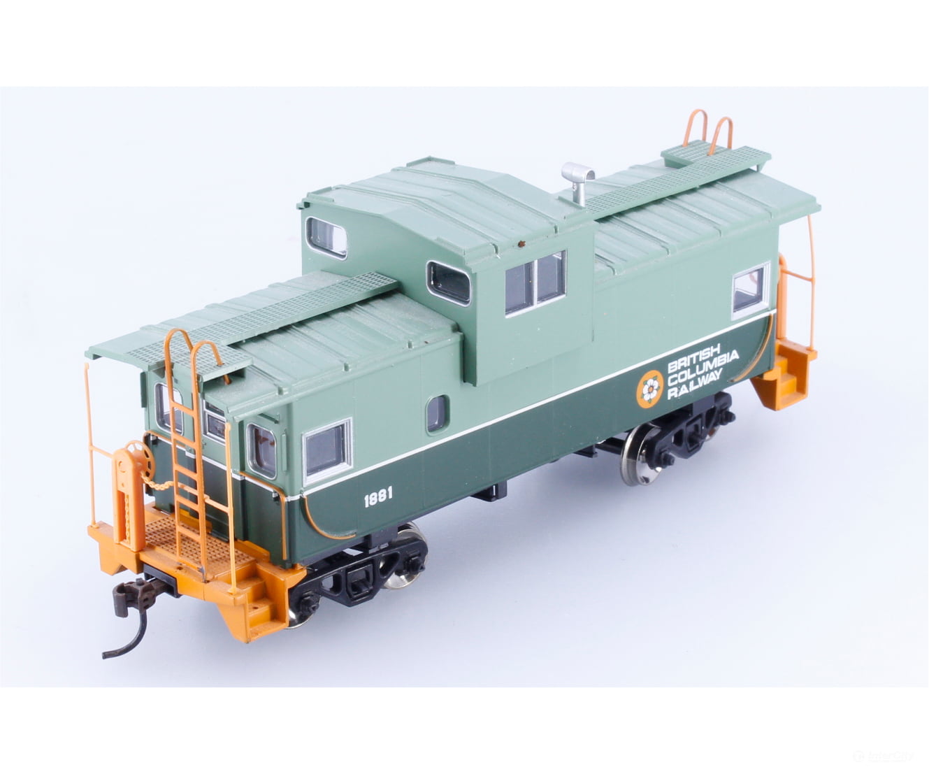 Athearn 75215 HO Wide Vision Caboose BC Rail (BCOL) 1881 - Freight Cars