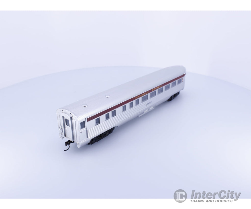Athearn 79086 HO Streamlined Observation Coach Canadian Pacific (CP) Seaview Passenger Cars