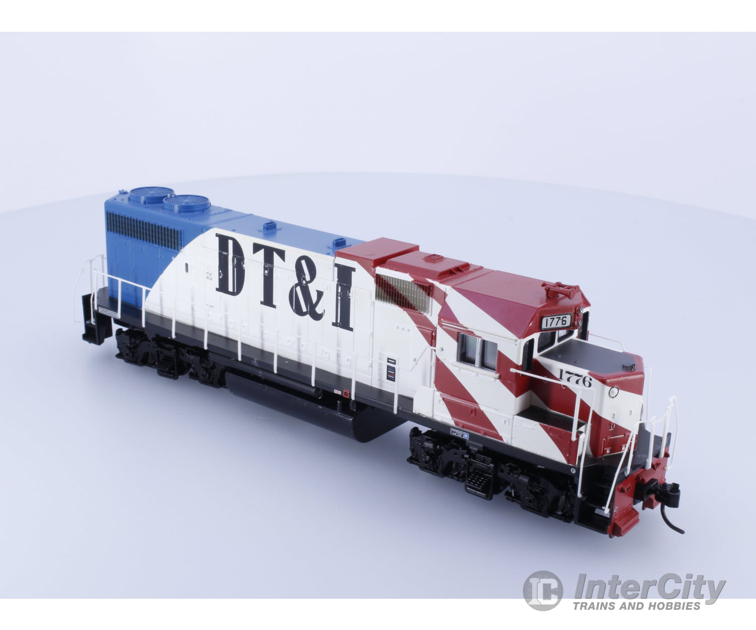 Athearn 79983 HO GP38-2 Detroit Toledo and Ironton (DTI) 1776 Analog DC Locomotives