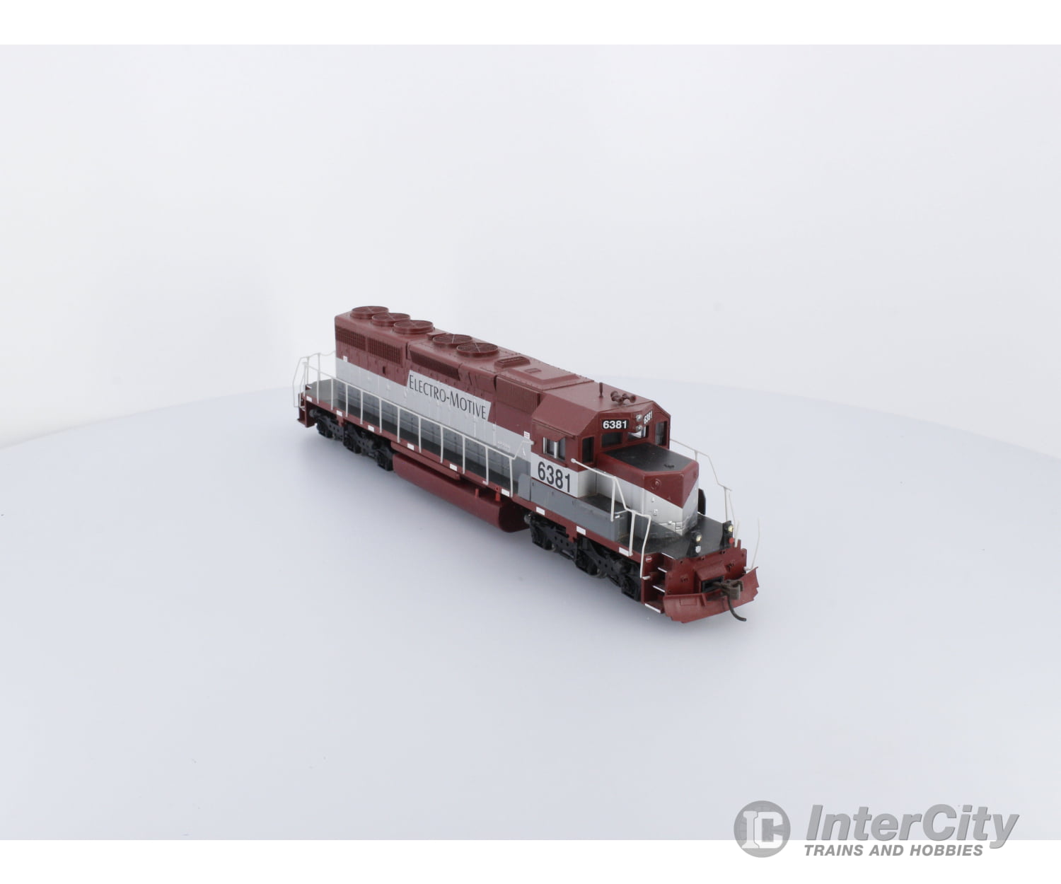 Athearn 8006 Ho Emd Lease Sd40-2 Leasing (Emdx) 6381 Analog Dc Locomotives