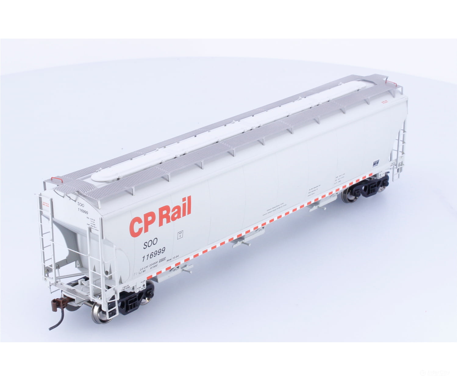 Athearn 89429 HO 3 Bay Covered Hopper Car (SOO) Canadian Pacific (CP) 116999 - Freight Cars