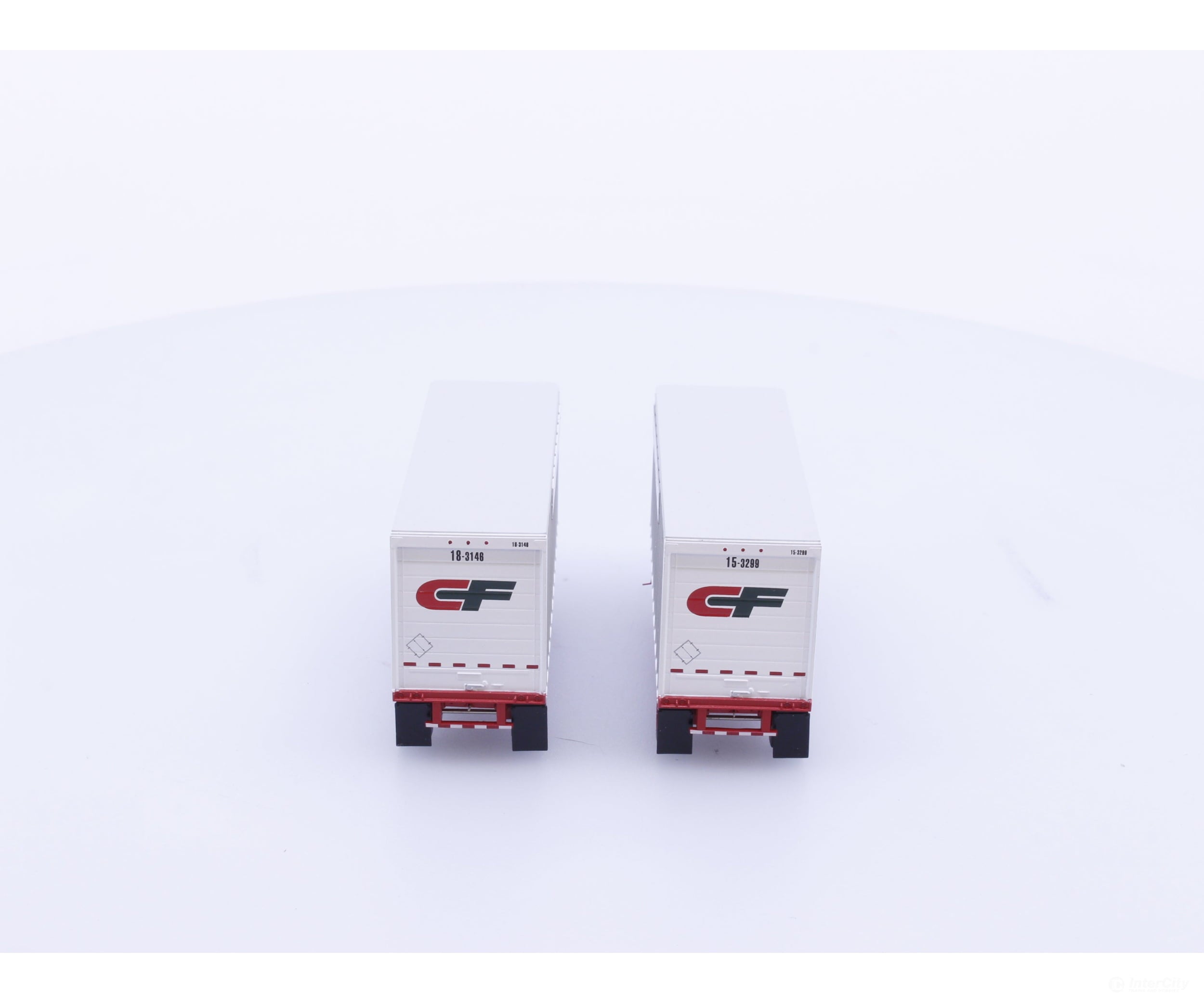 Athearn 91010 HO Consolidated Freightways 28’ Wedge Trailers Set of 2 - Vehicles