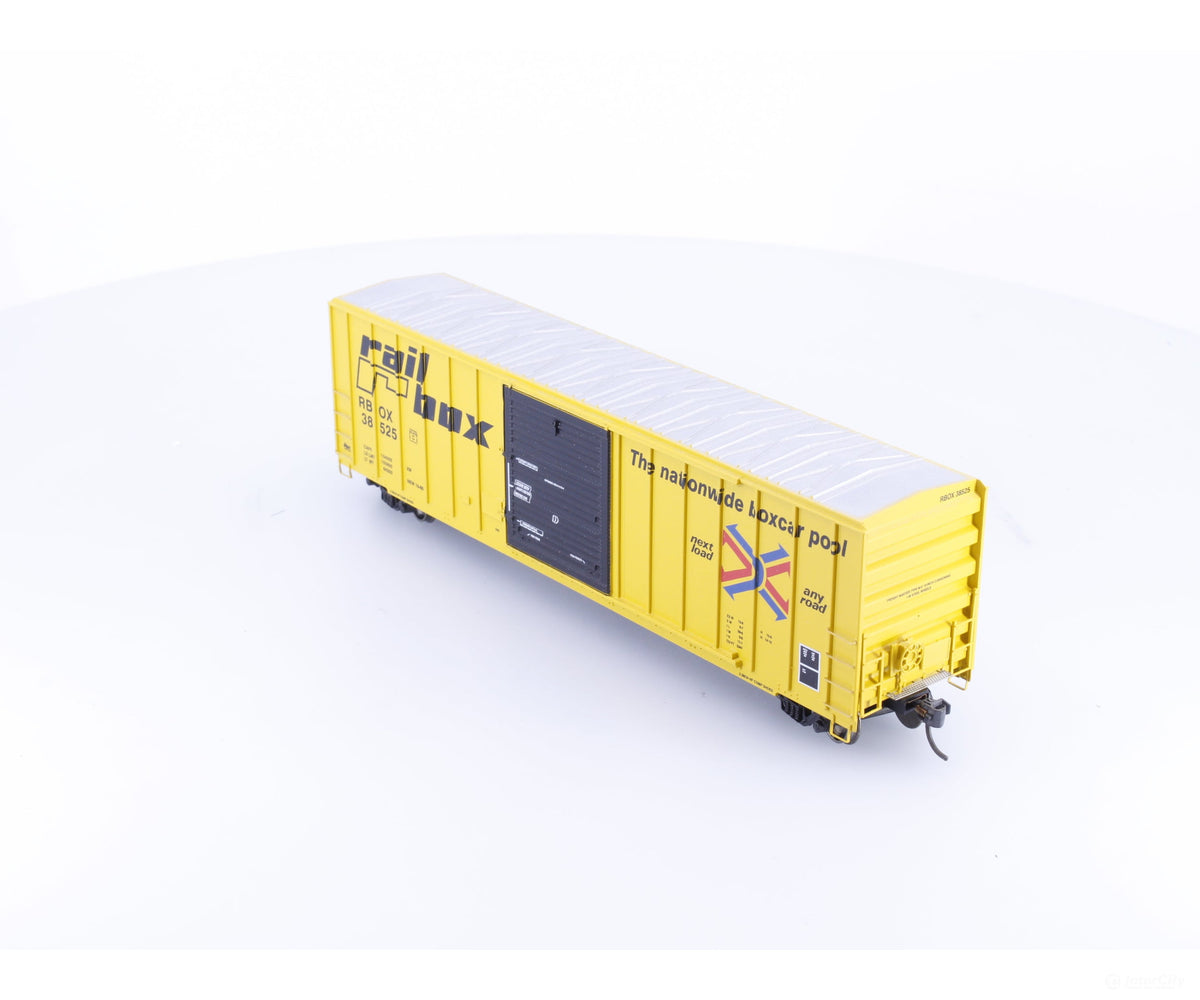 Athearn 92524 HO 50’ FMC Single Door Boxcar Railbox (RBOX) 38525 - Freight Cars